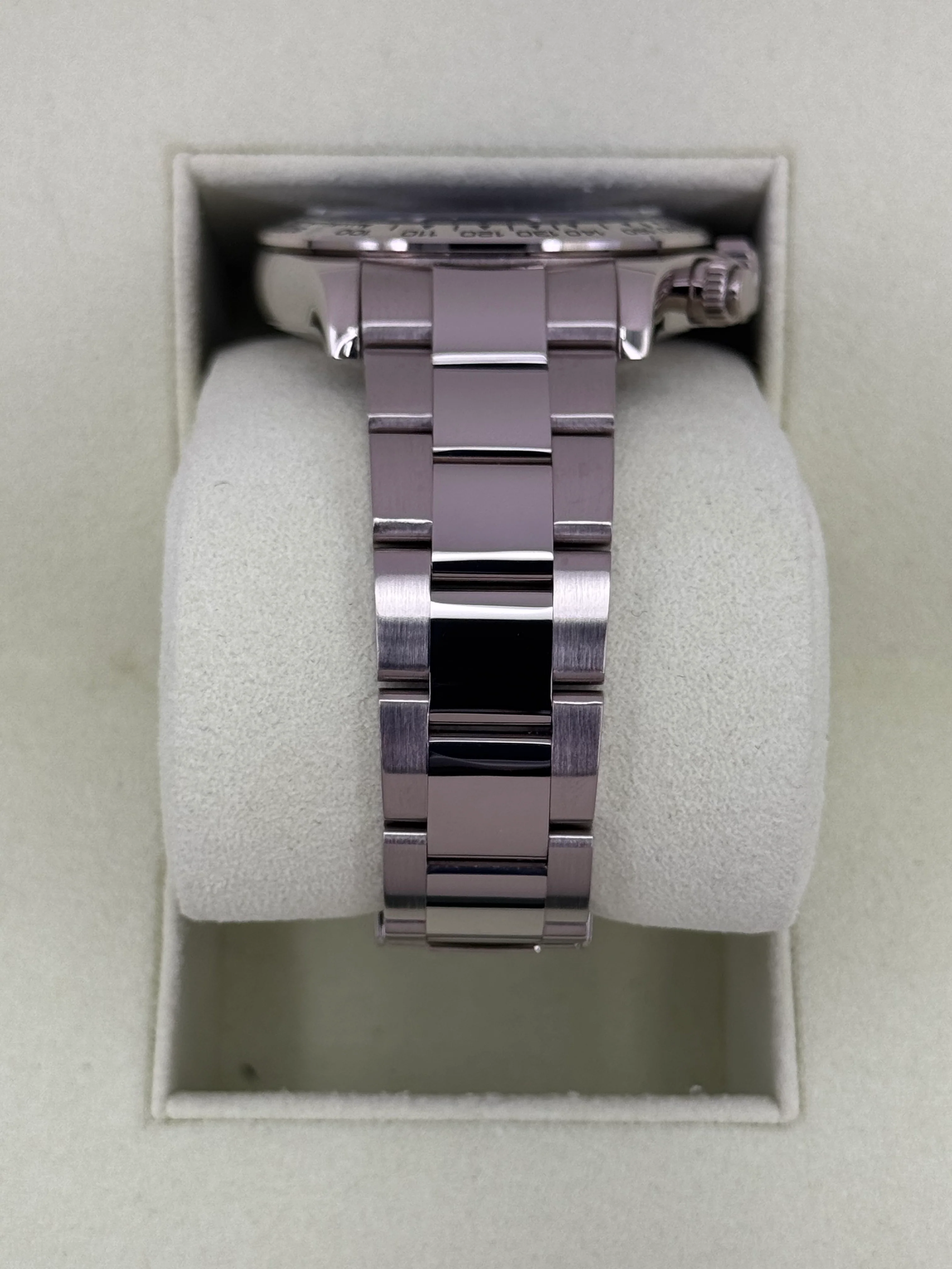 2010 Rolex Daytona 40mm 116509 White Gold Grey Arabic Racing Dial - Image 3