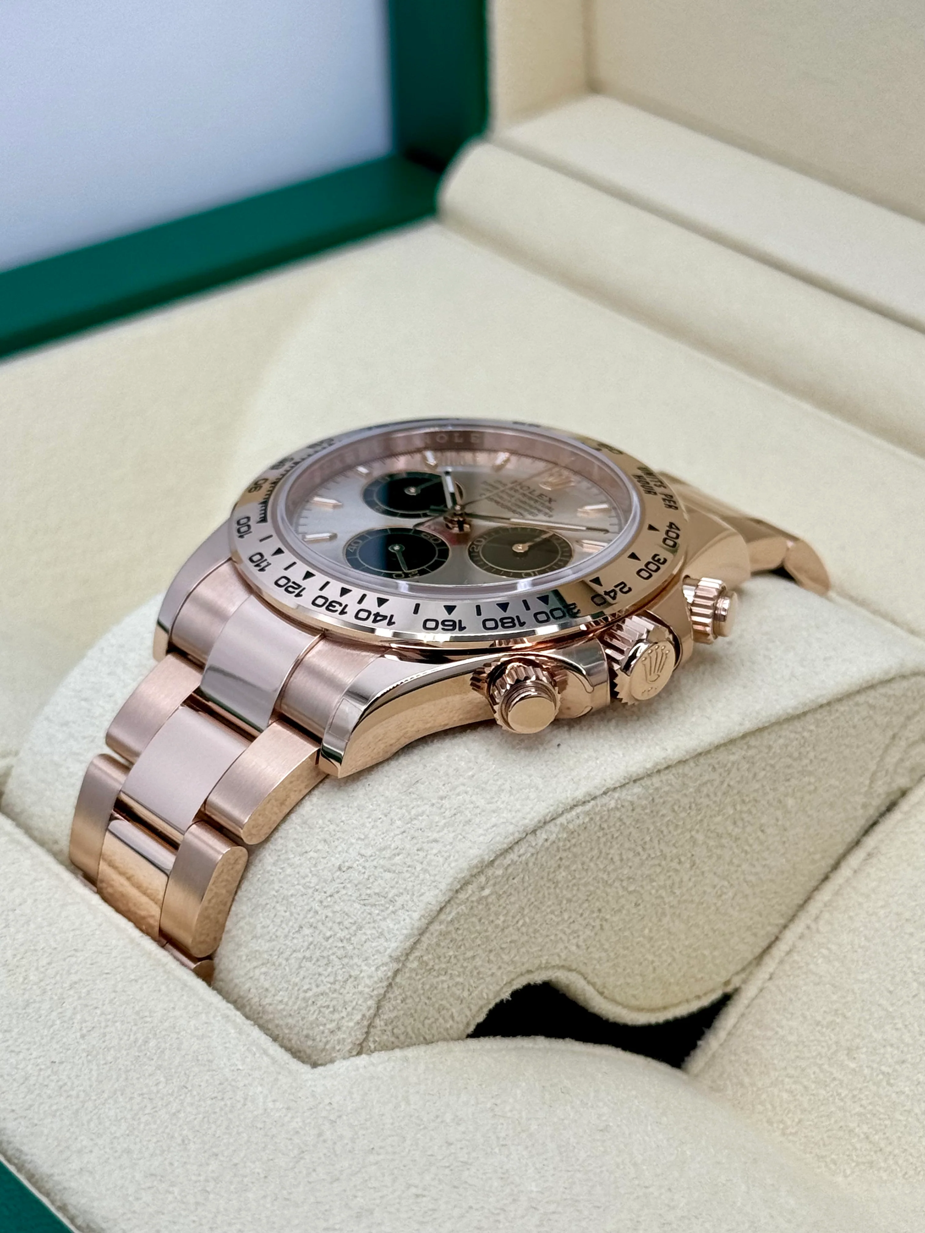 NEW 2025 Rolex Daytona 40mm 126505 Rose Gold Sundust Dial - Image 5