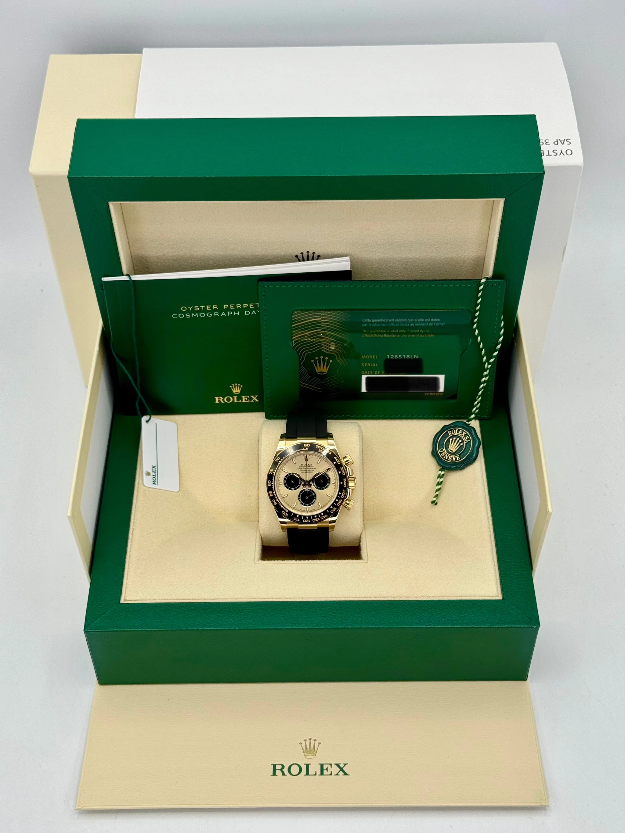 NEW 2025 Rolex Daytona 40mm 126518LN Yellow Gold Champagne Dial - Image 10