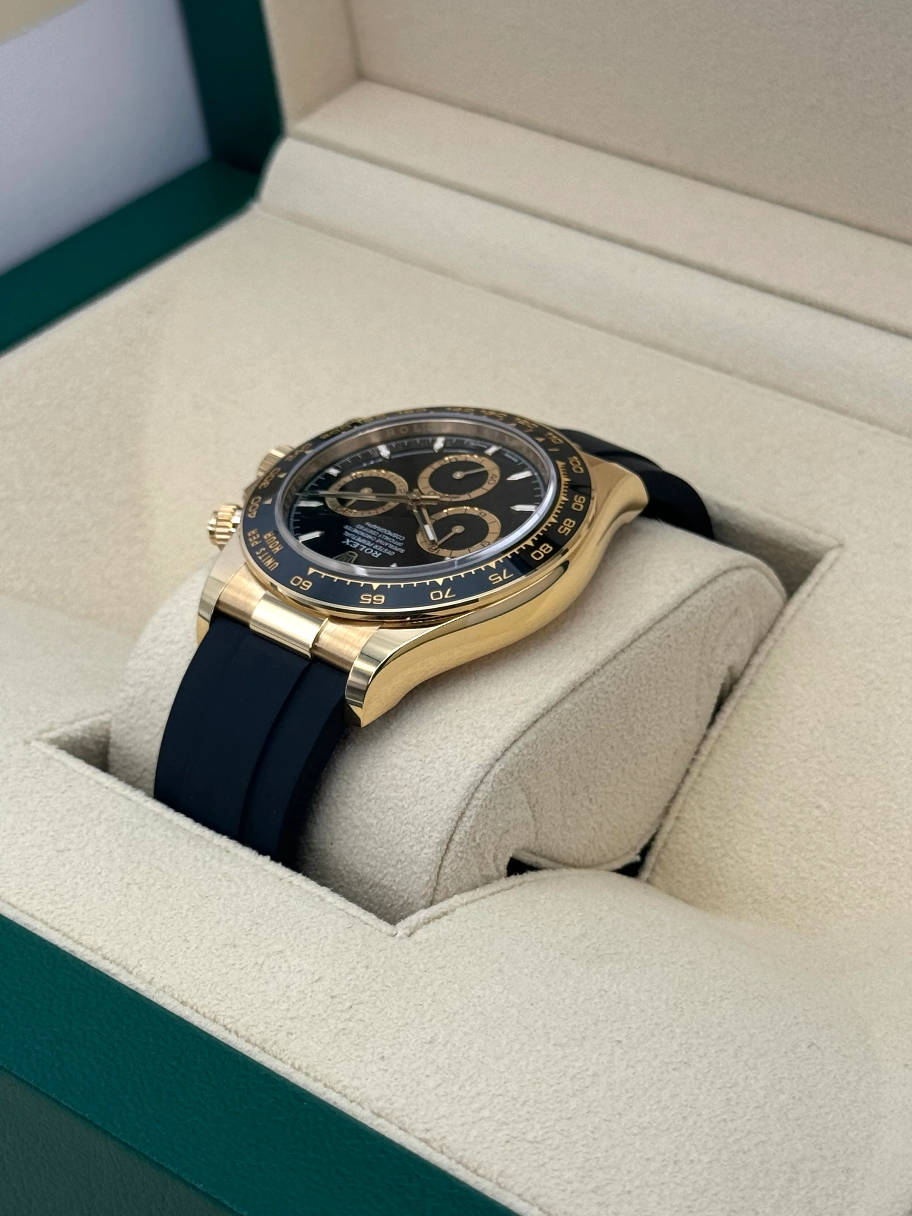NEW 2025 Rolex Daytona 40mm 126518LN Yellow Gold Black Dial - Image 7