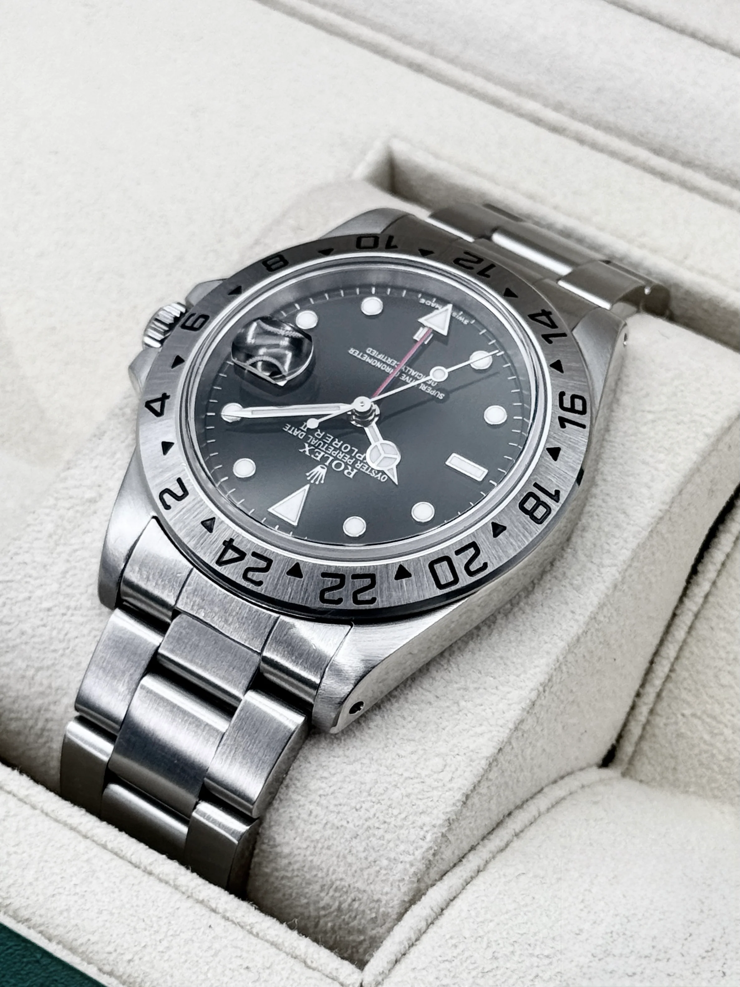 2002 Rolex Explorer II 40mm 16570 Stainless Steel Black Dial - Image 7