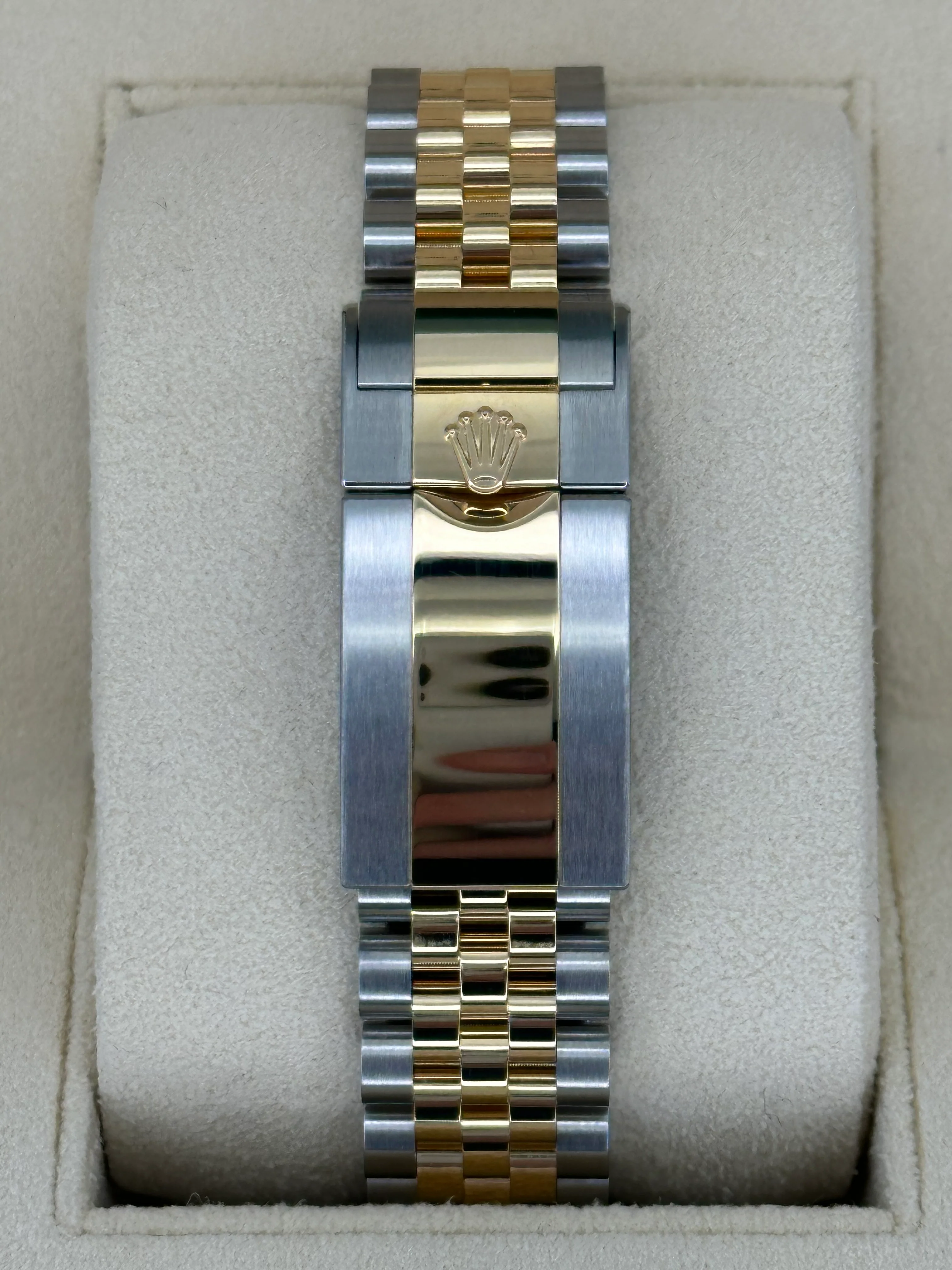 NEW 2024 Rolex GMT-Master II 40mm 126713GRNR Two-Tone Jubilee - Image 2