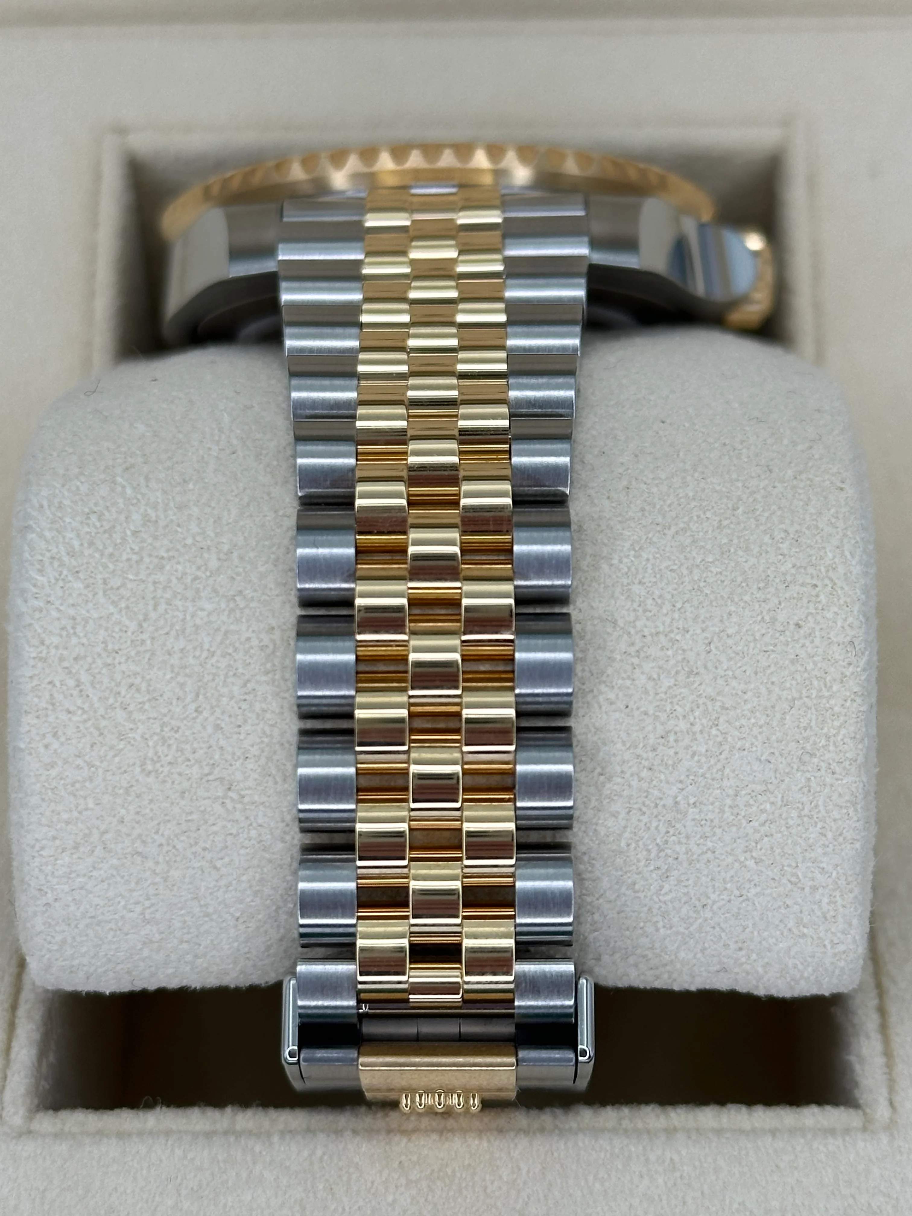 NEW 2024 Rolex GMT-Master II 40mm 126713GRNR Two-Tone Jubilee - Image 3