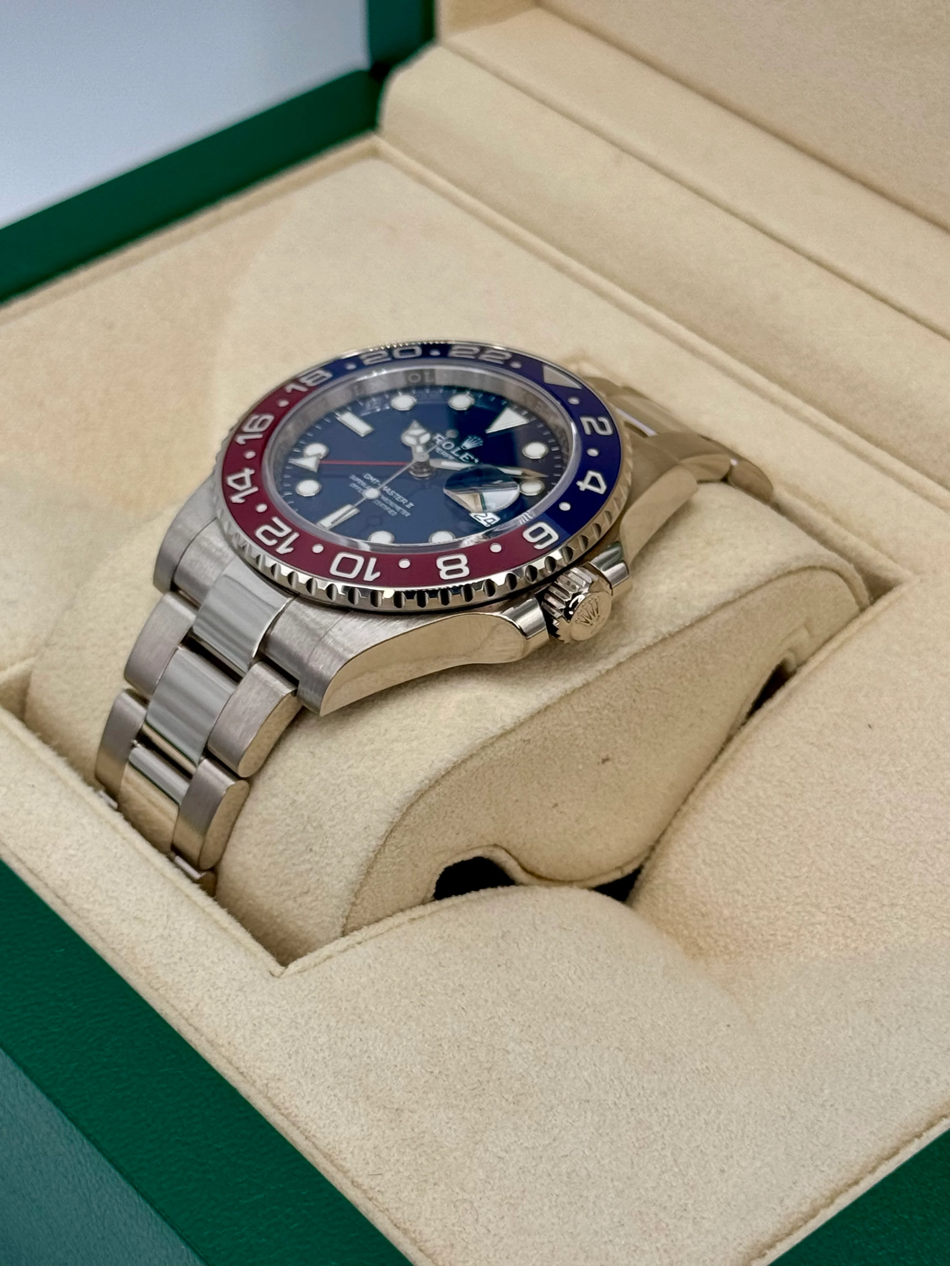 Rolex GMT-Master II "Pepsi" 40mm 126719BLRO White Gold Oyster - Image 5