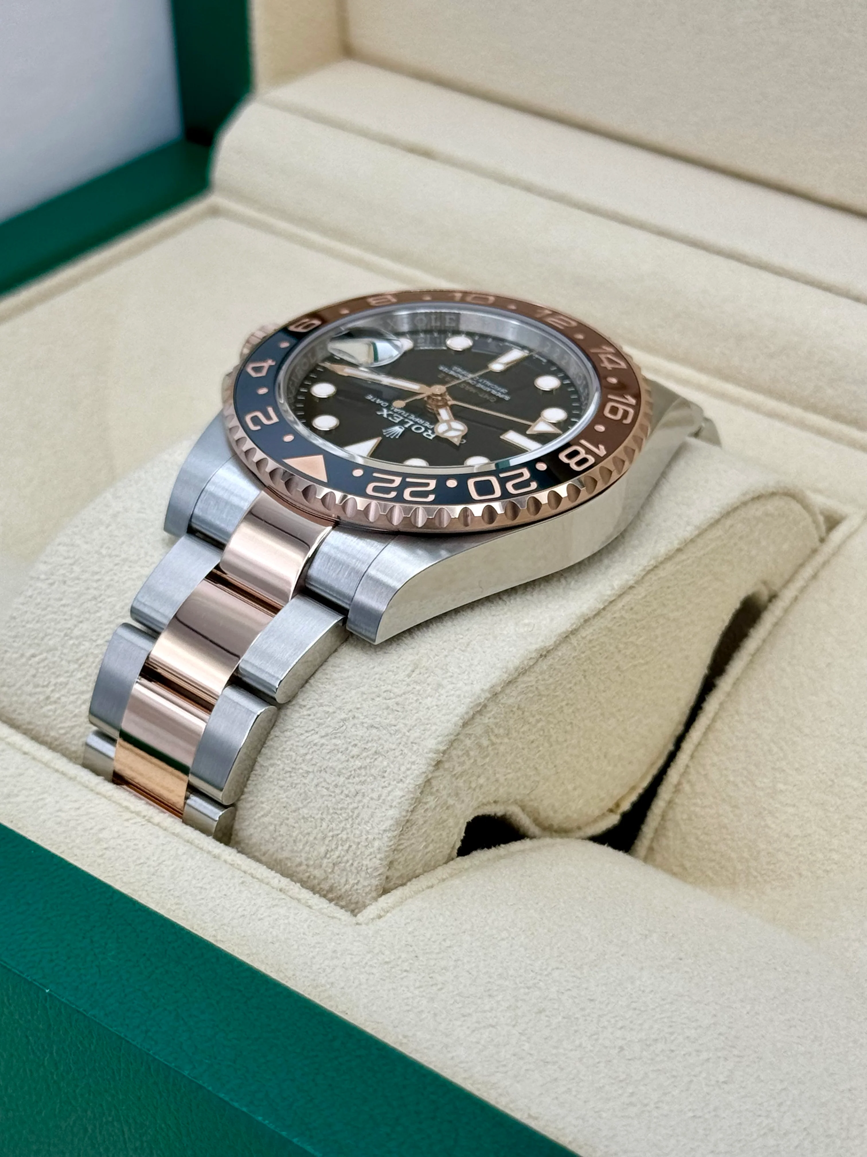 NEW 2024 Rolex GMT-Master II "Rootbeer" 40mm 126711CHNR Two-Tone - Image 7