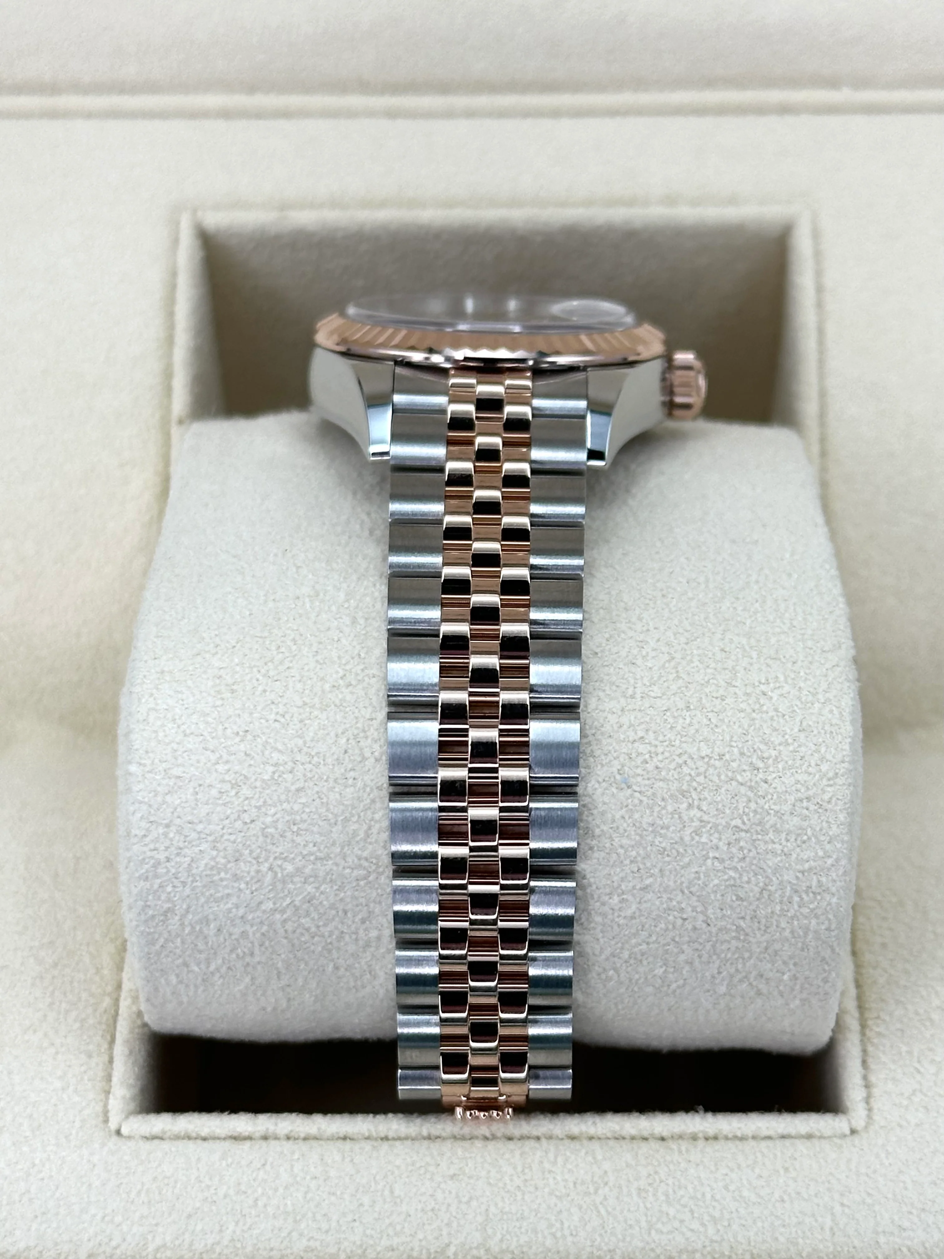 NEW 2025 Rolex Ladies Datejust 28mm 279171 Two-Tone Purple Diamond Dial - Image 3