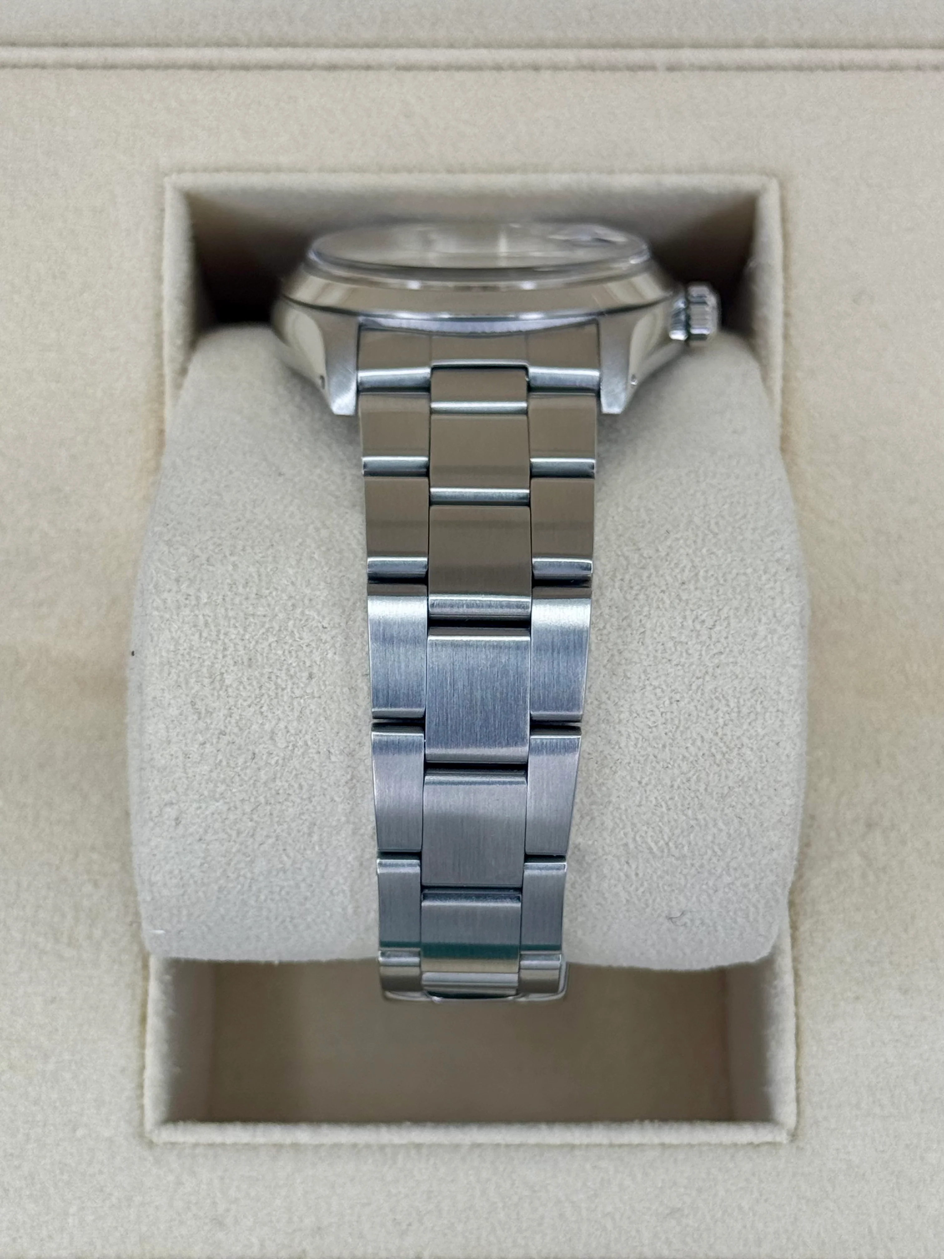 Rolex Oyster Date 34mm 6694 Stainless Steel Silver Dial - Image 3