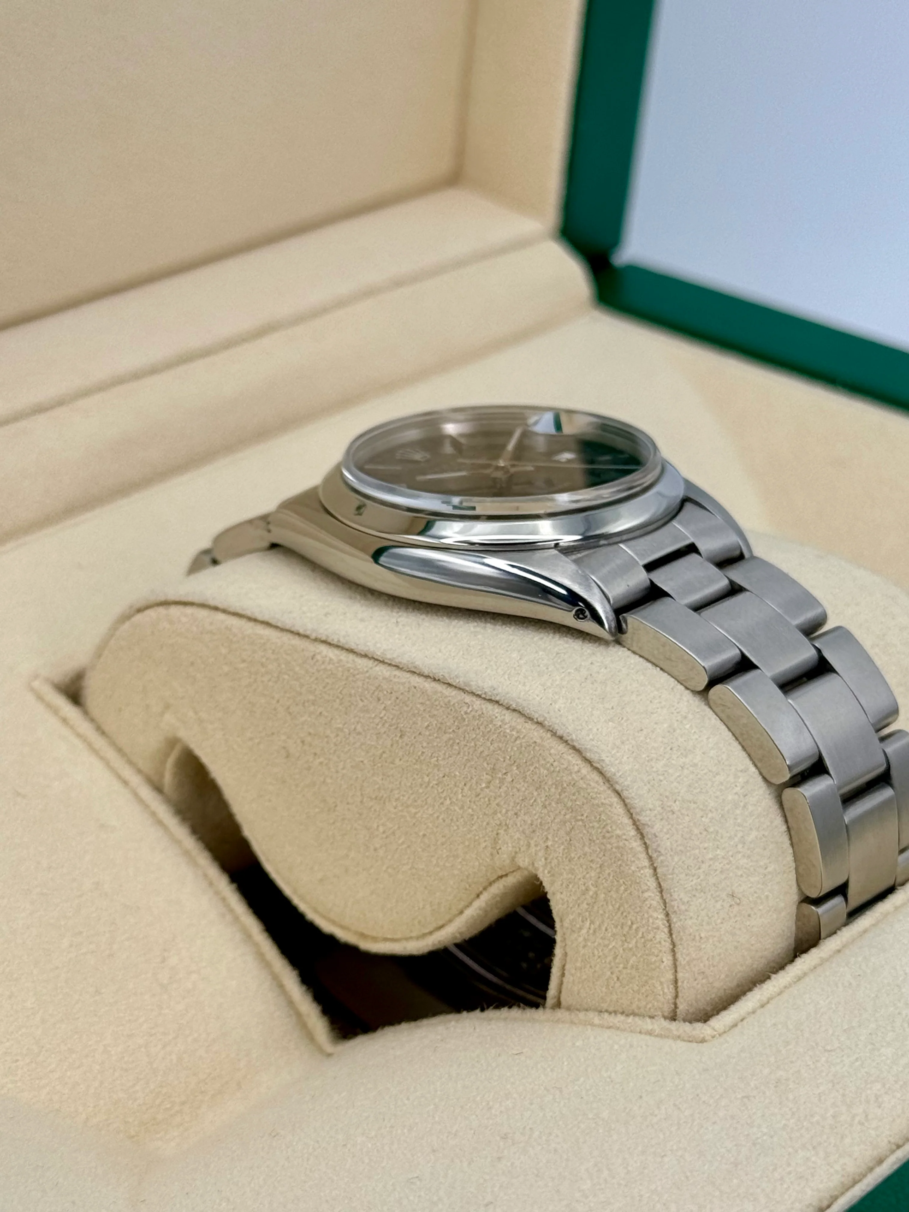 Rolex Oyster Date 34mm 6694 Black Dial - Image 6