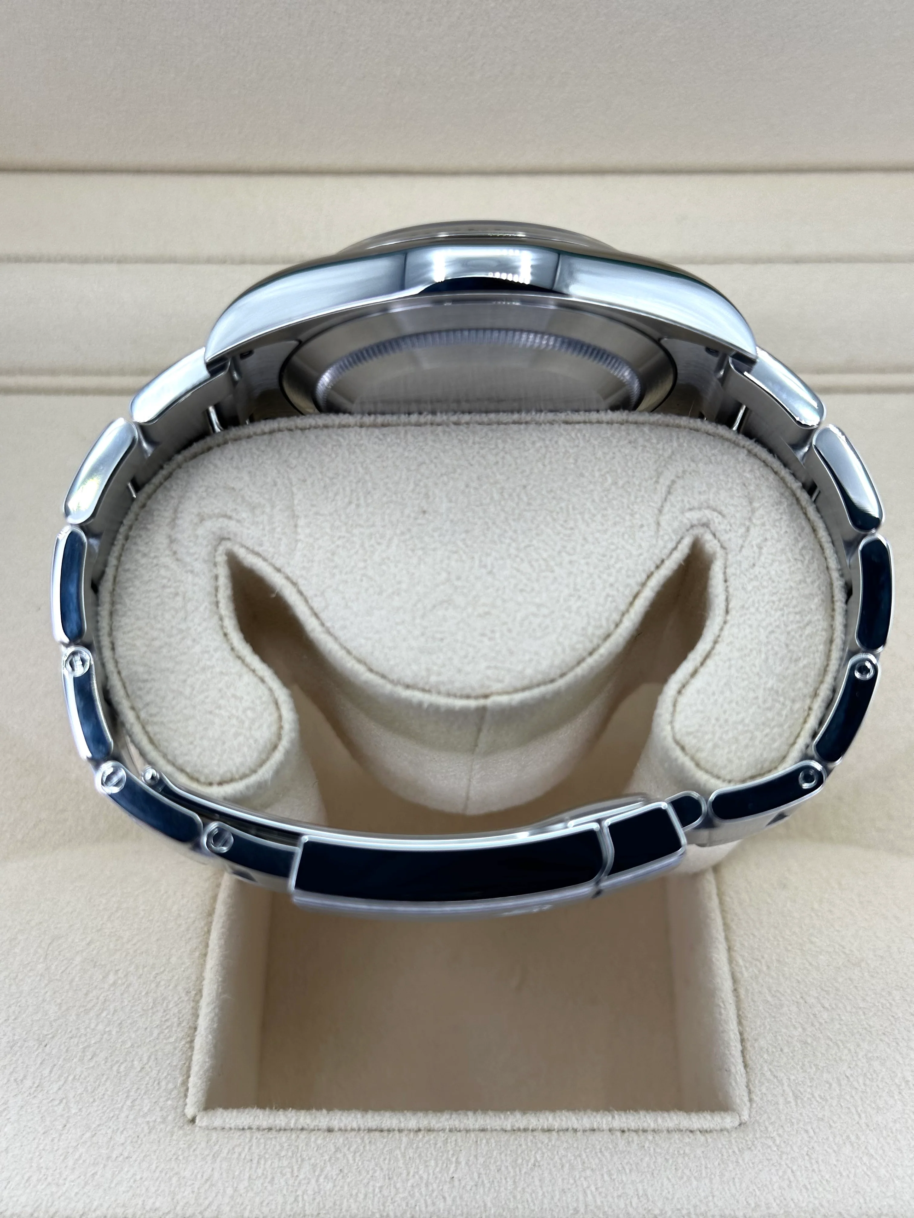 Rolex Oyster Perpetual 39mm 114300 Blue Dial - Image 10