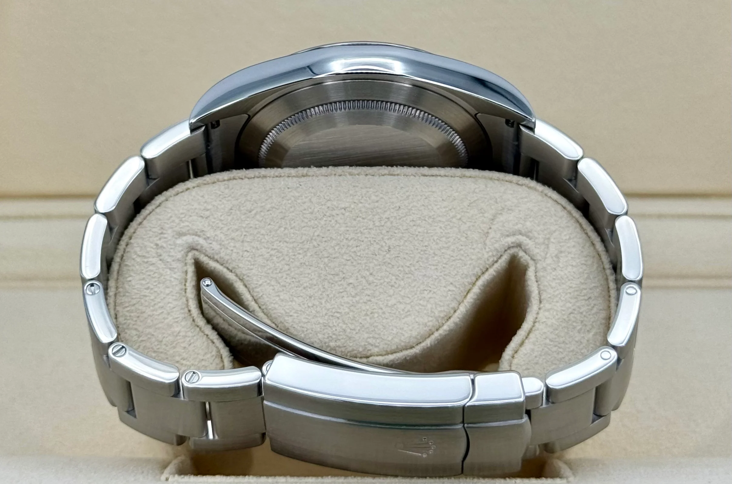 Rolex Oyster Perpetual 39mm 114300 Blue Dial - Image 10