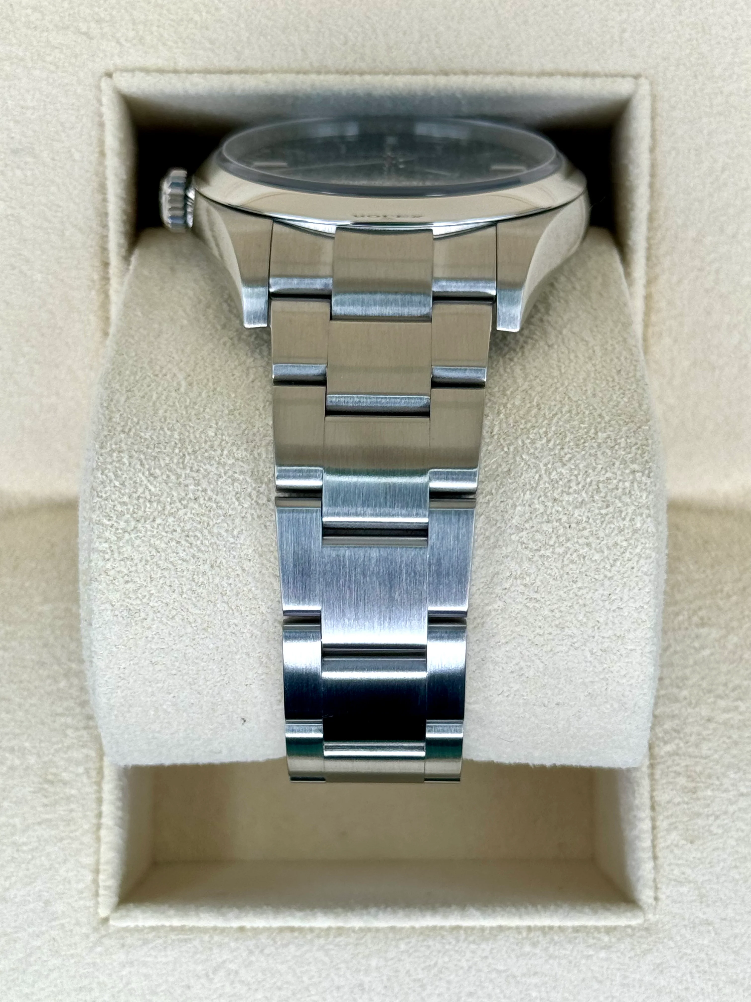 Rolex Oyster Perpetual 39mm 114300 Blue Dial - Image 4