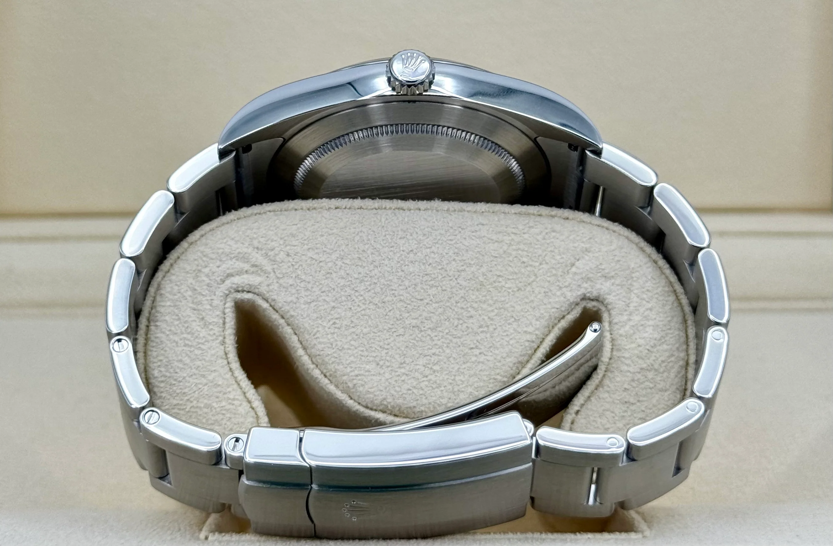 Rolex Oyster Perpetual 39mm 114300 Blue Dial - Image 9