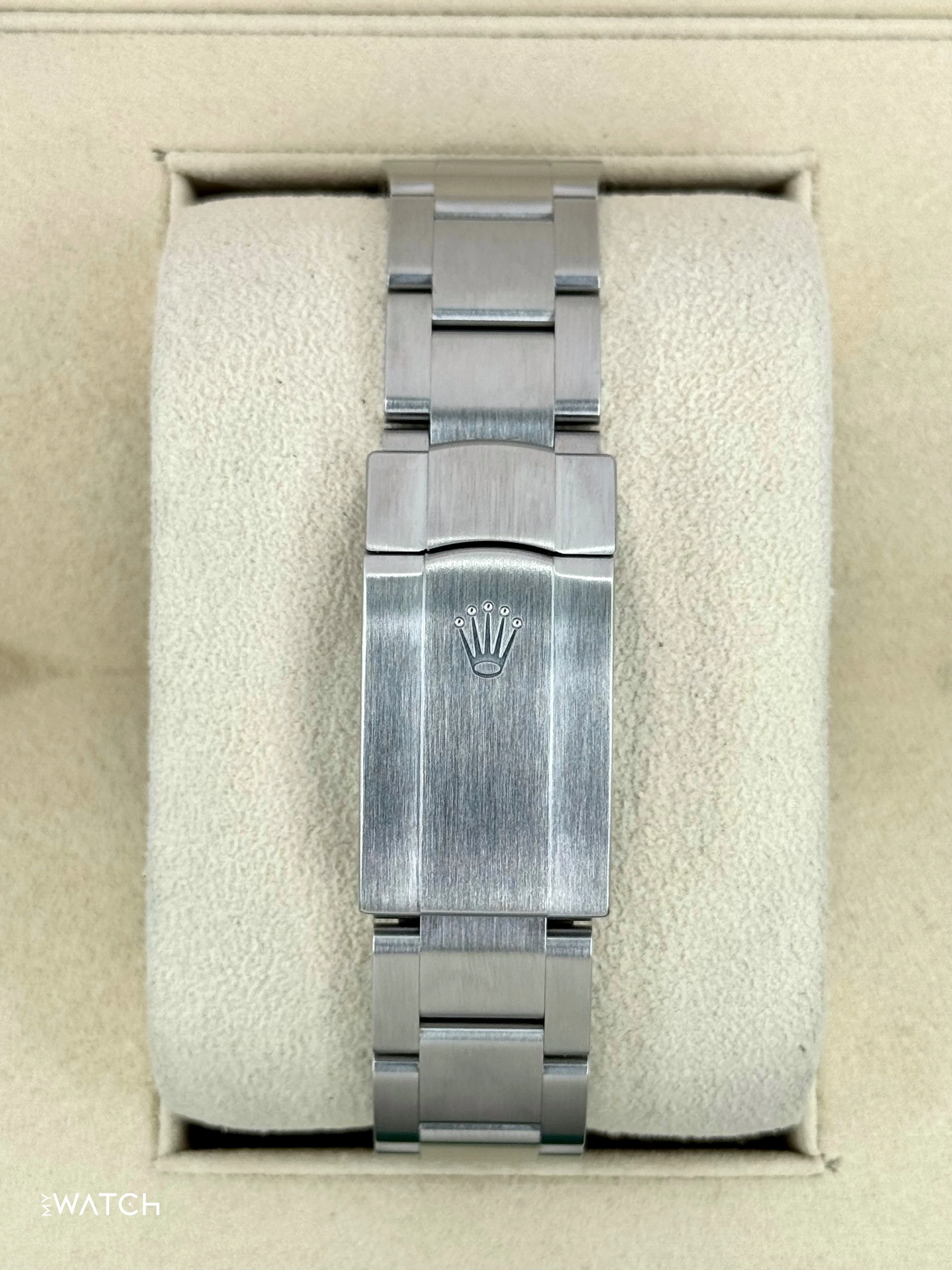 NEW 2025 Rolex Oyster Perpetual 41mm 124300 Black Dial - Image 2