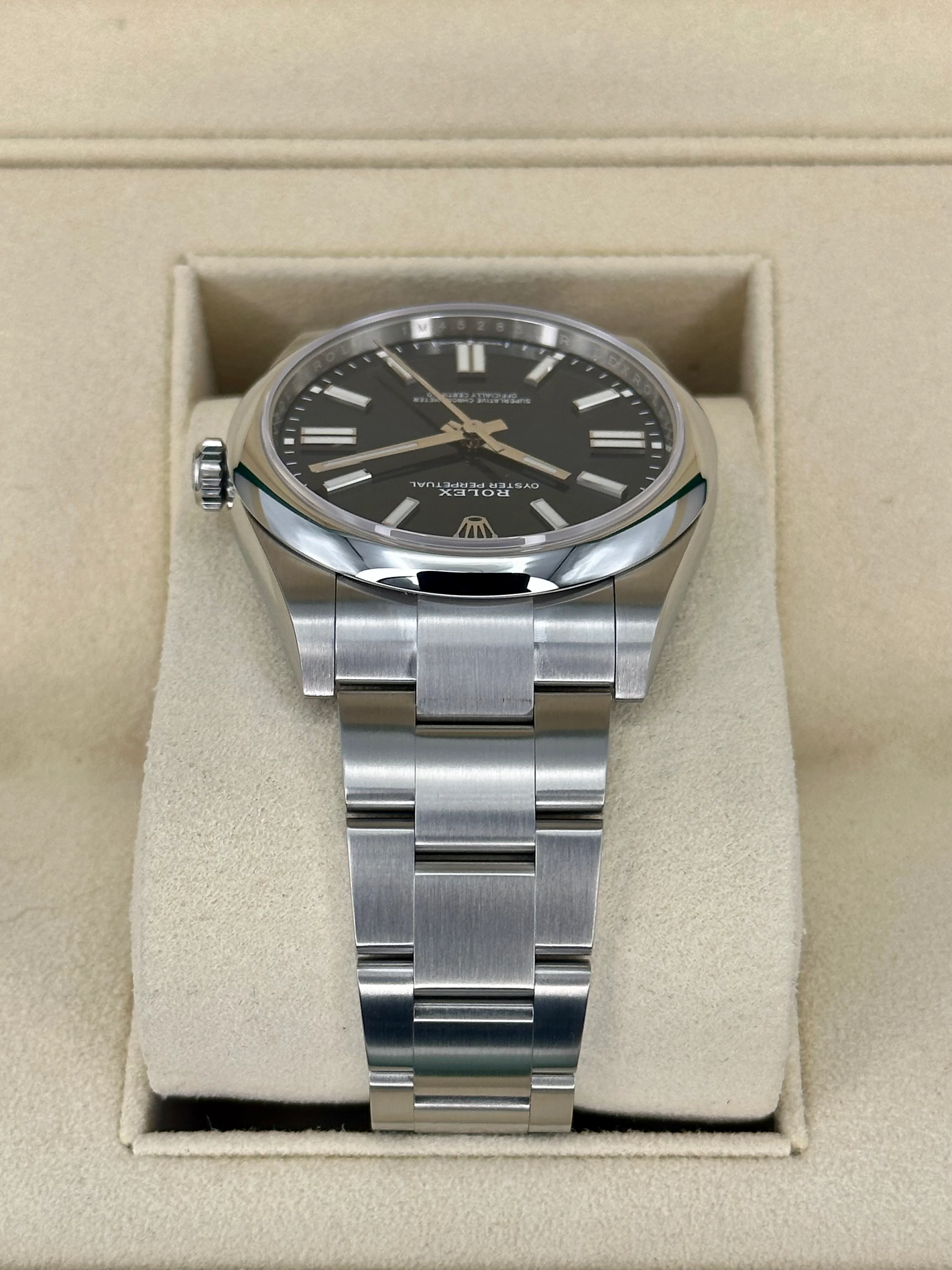 NEW 2025 Rolex Oyster Perpetual 41mm 124300 Blue Dial - Image 4