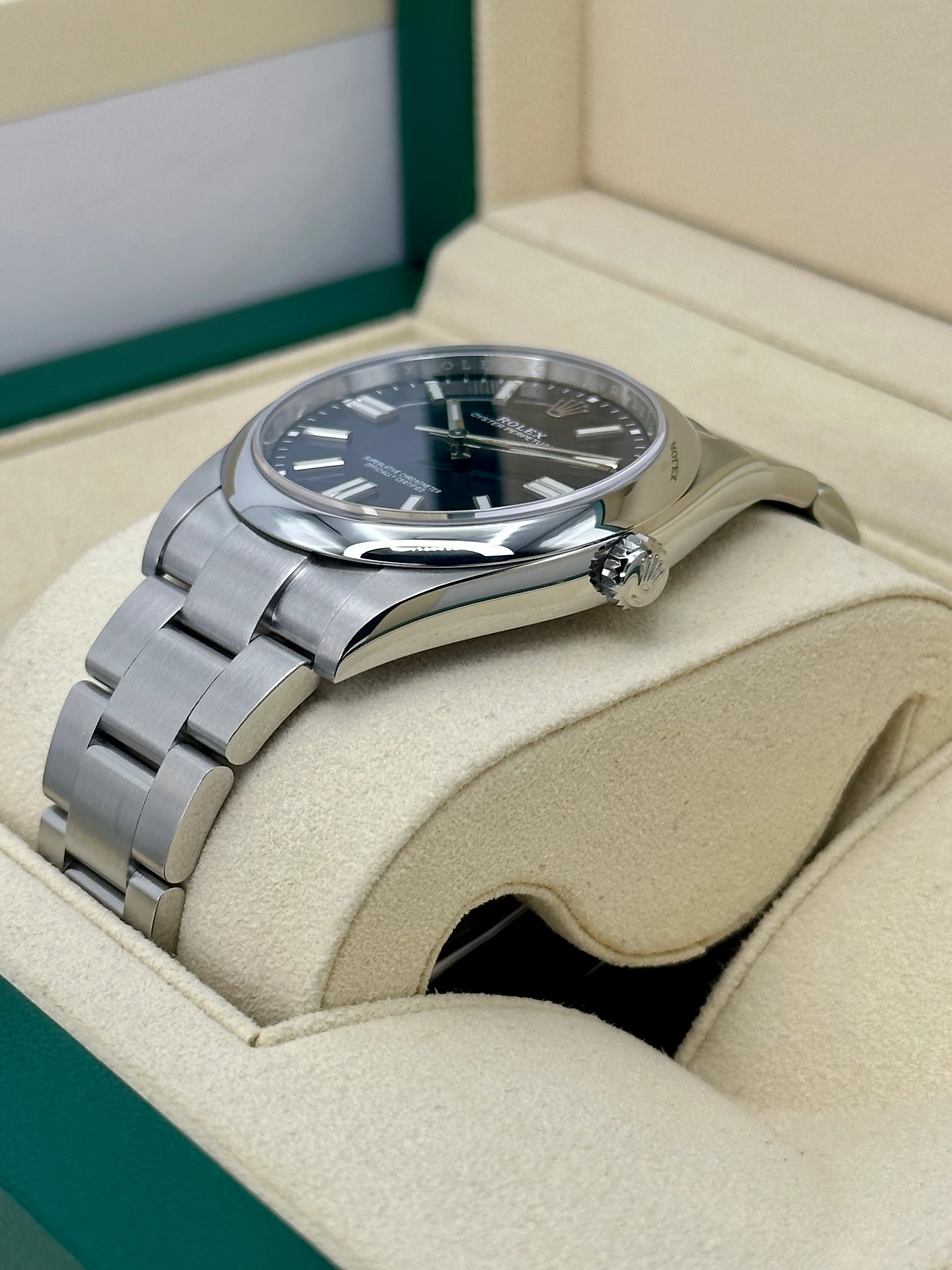 NEW 2025 Rolex Oyster Perpetual 41mm 124300 Blue Dial - Image 5