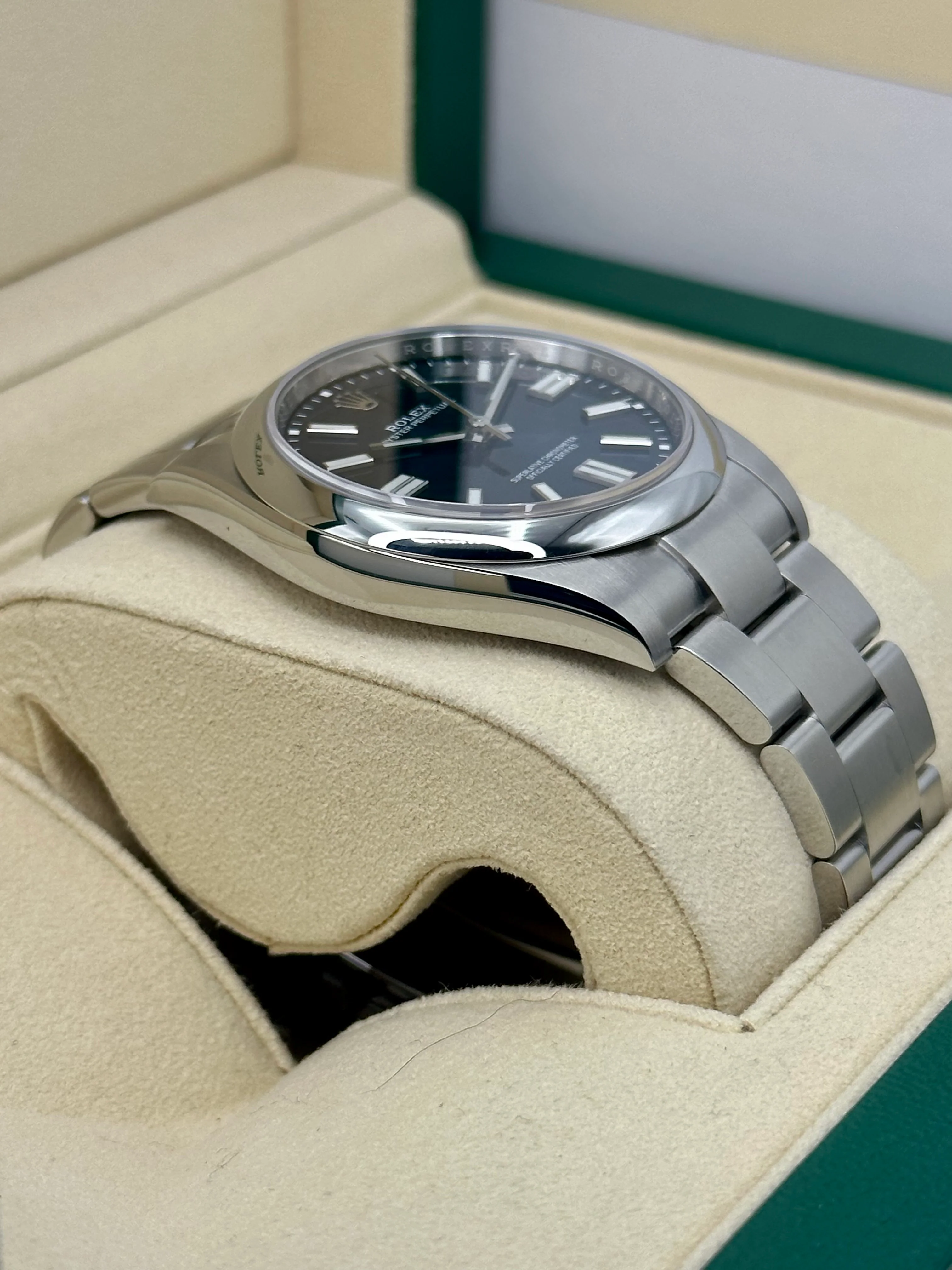 NEW 2025 Rolex Oyster Perpetual 41mm 124300 Blue Dial - Image 6
