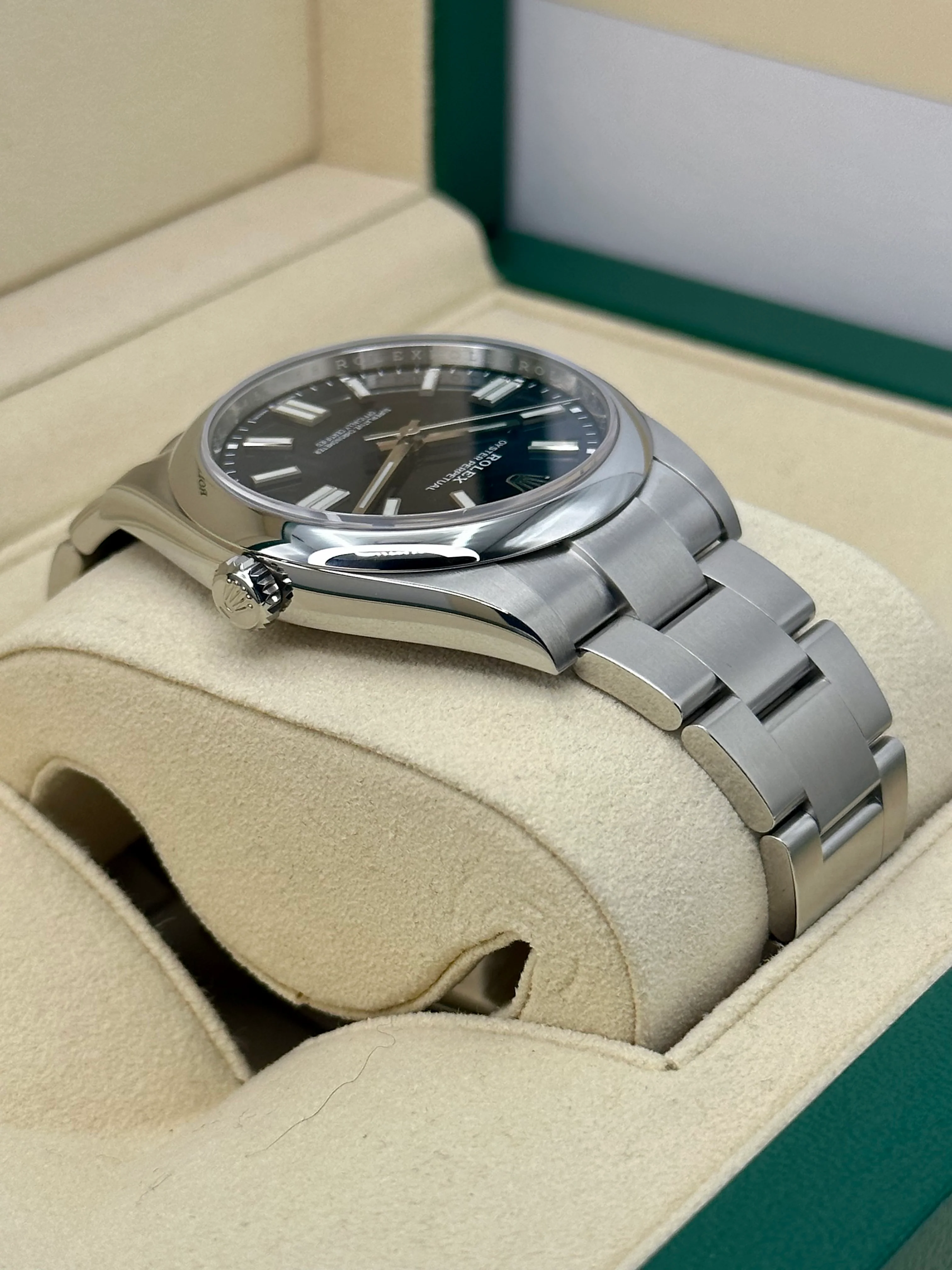 NEW 2025 Rolex Oyster Perpetual 41mm 124300 Blue Dial - Image 8