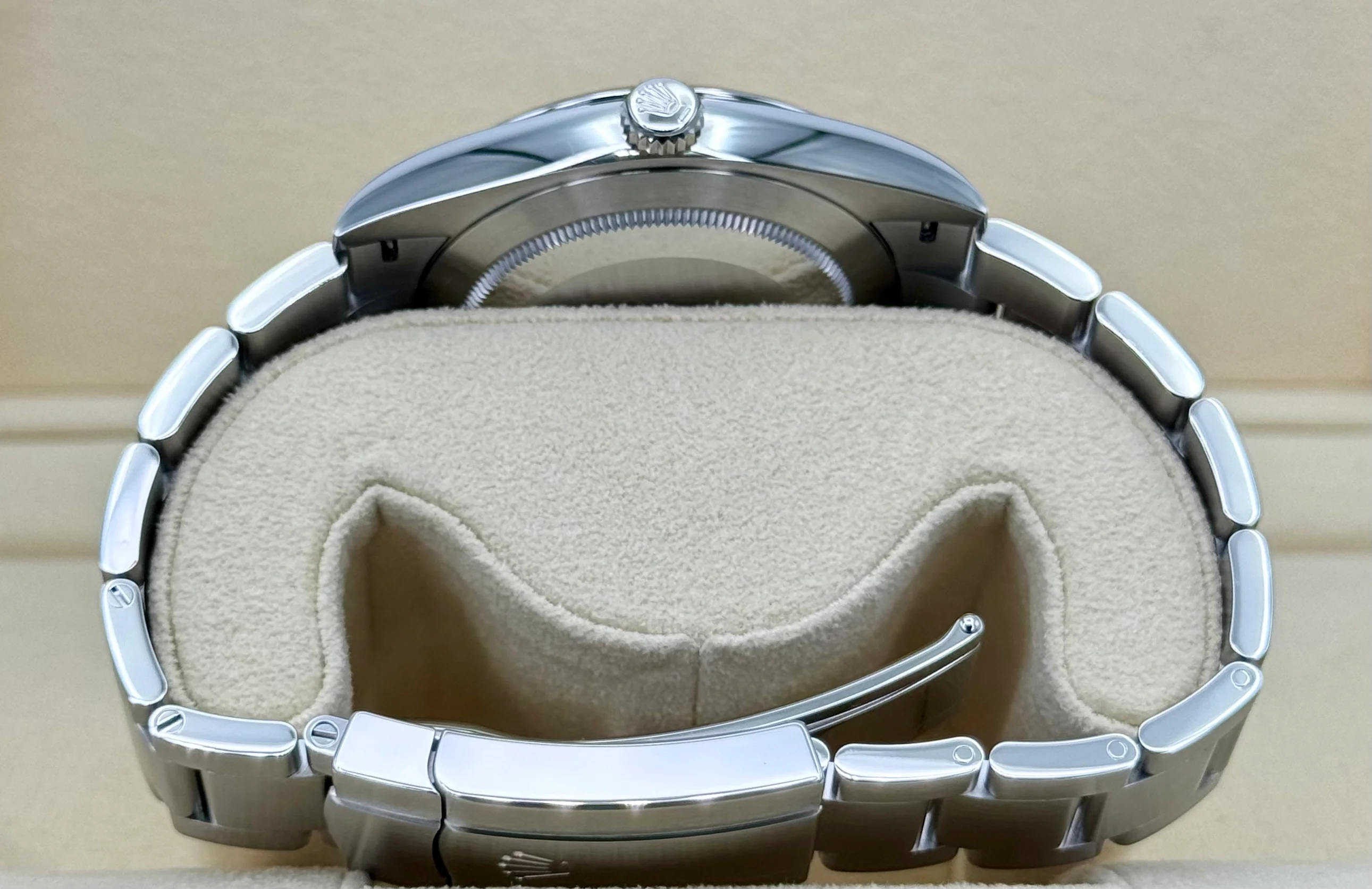 NEW 2025 Rolex Oyster Perpetual 41mm 124300 Green Dial - Image 9