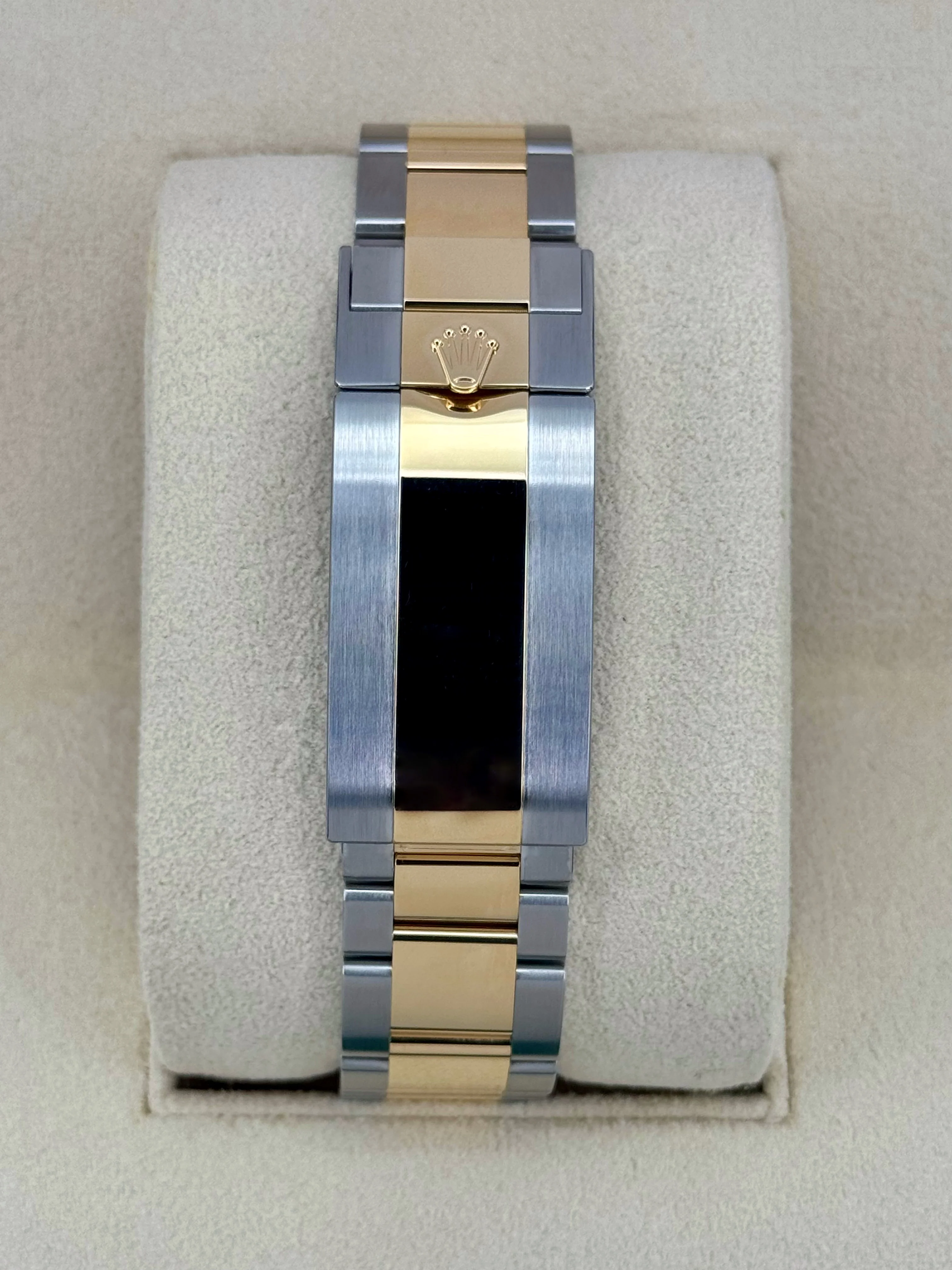 New 2024 Rolex Sea-Dweller 43mm 126603 Two-Tone Black Dial - Image 2