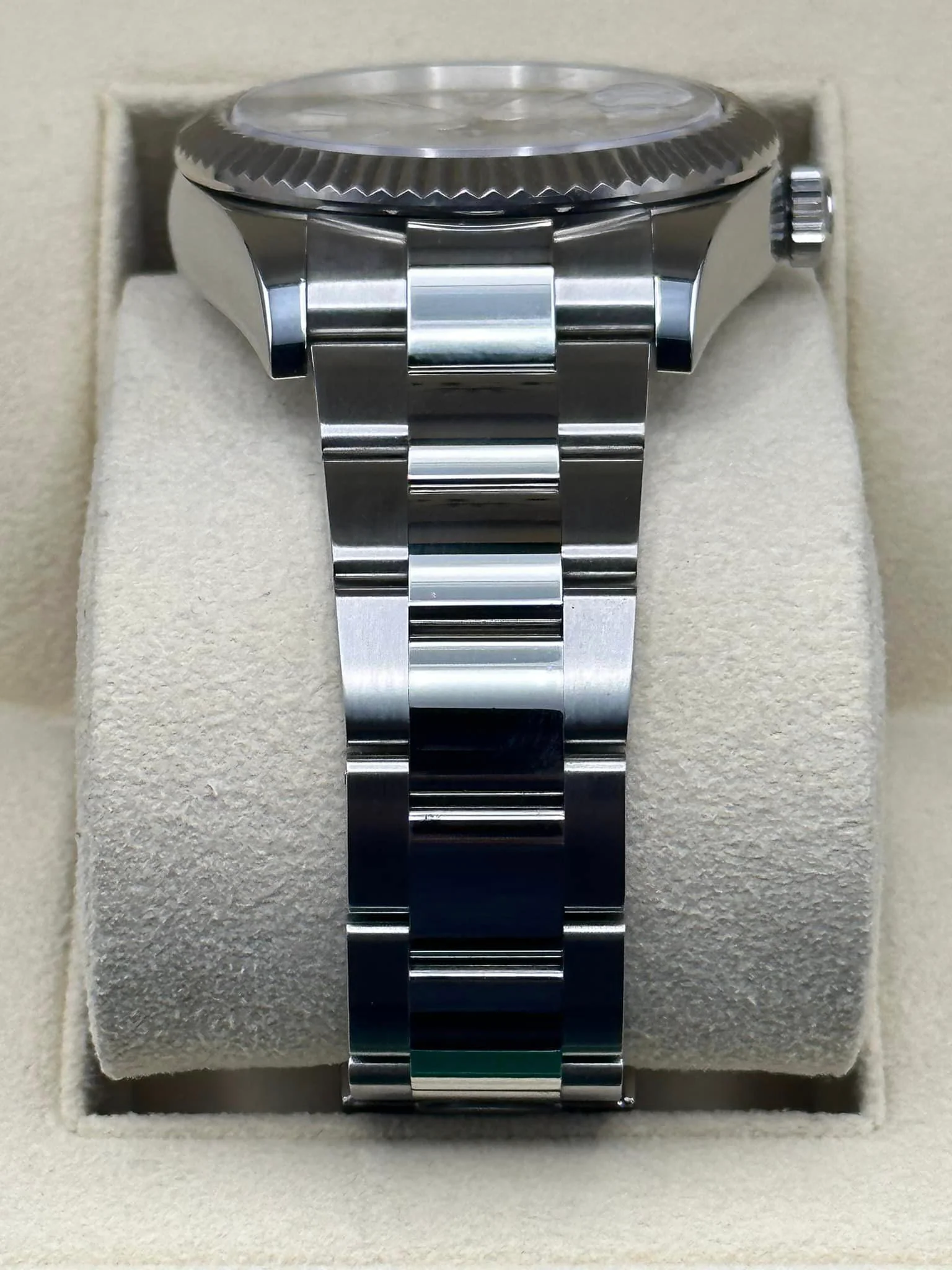 Rolex Sky-Dweller 42mm 326934 Stainless Steel Oyster White Dial - Image 3
