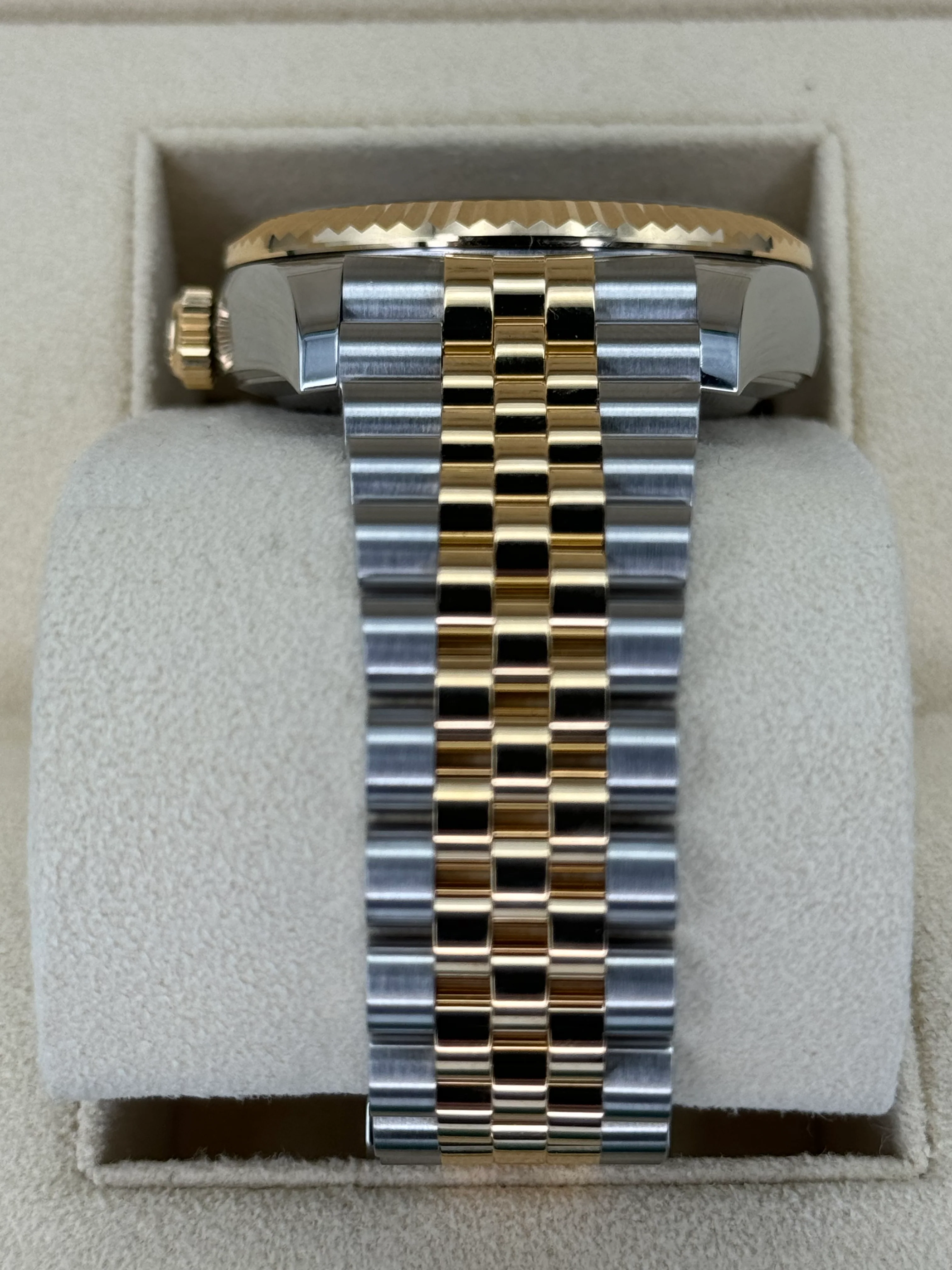 NEW 2024 Rolex Sky-Dweller 42mm 336933 Two-Tone Jubilee Black Dial - Image 4