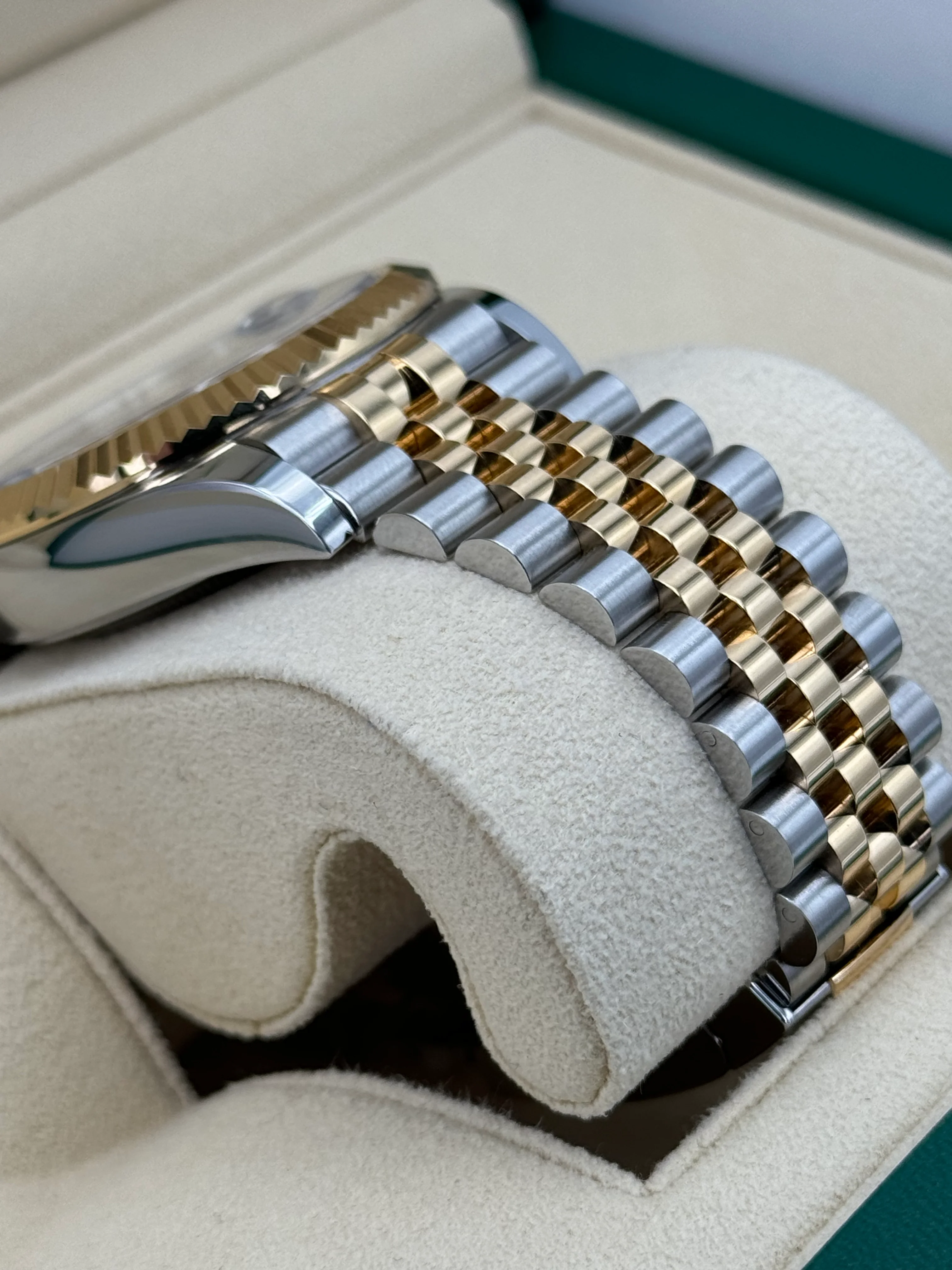 NEW 2024 Rolex Sky-Dweller 42mm 336933 Two-Tone Jubilee Black Dial - Image 6