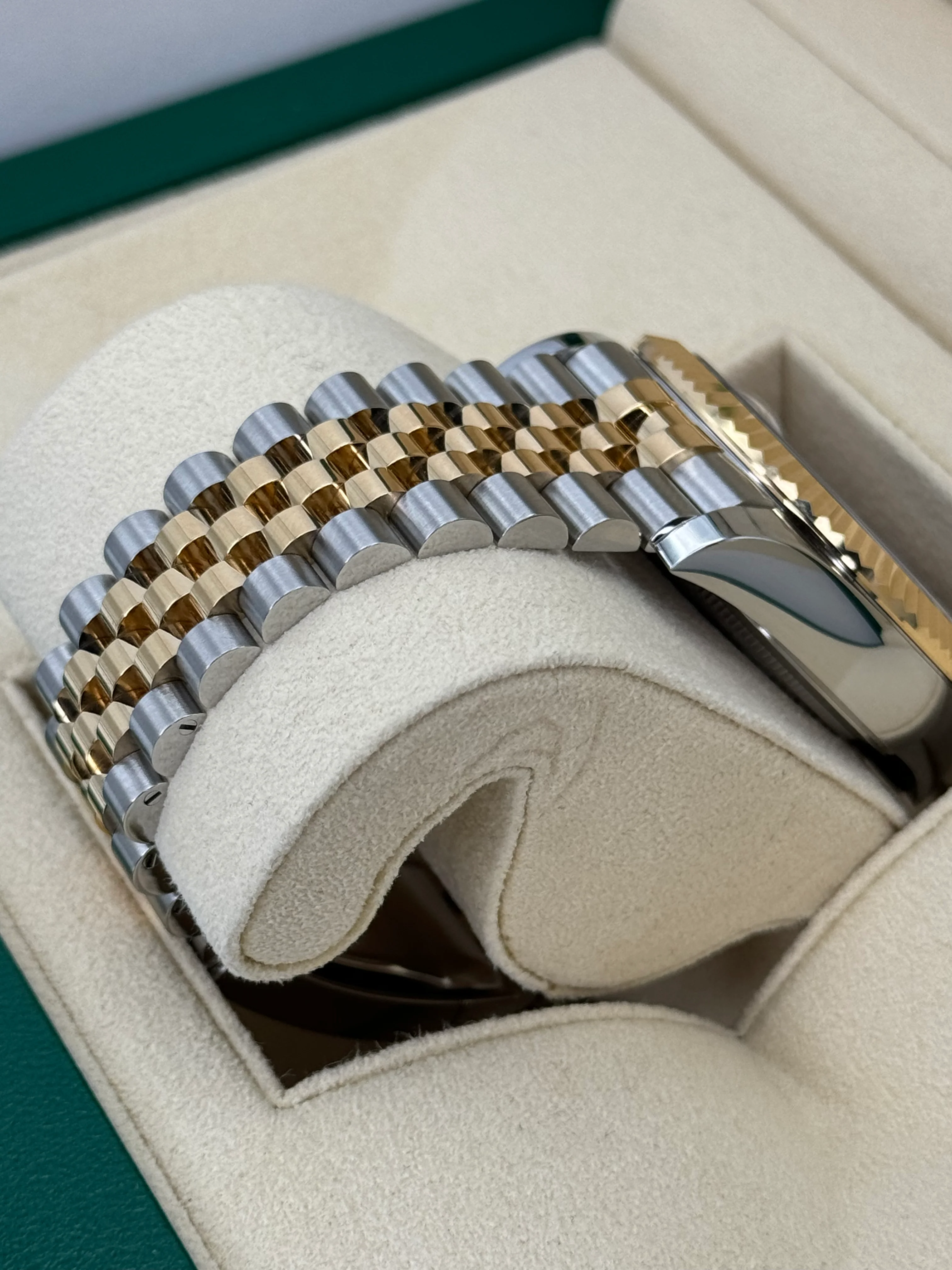 NEW 2024 Rolex Sky-Dweller 42mm 336933 Two-Tone Jubilee Black Dial - Image 7