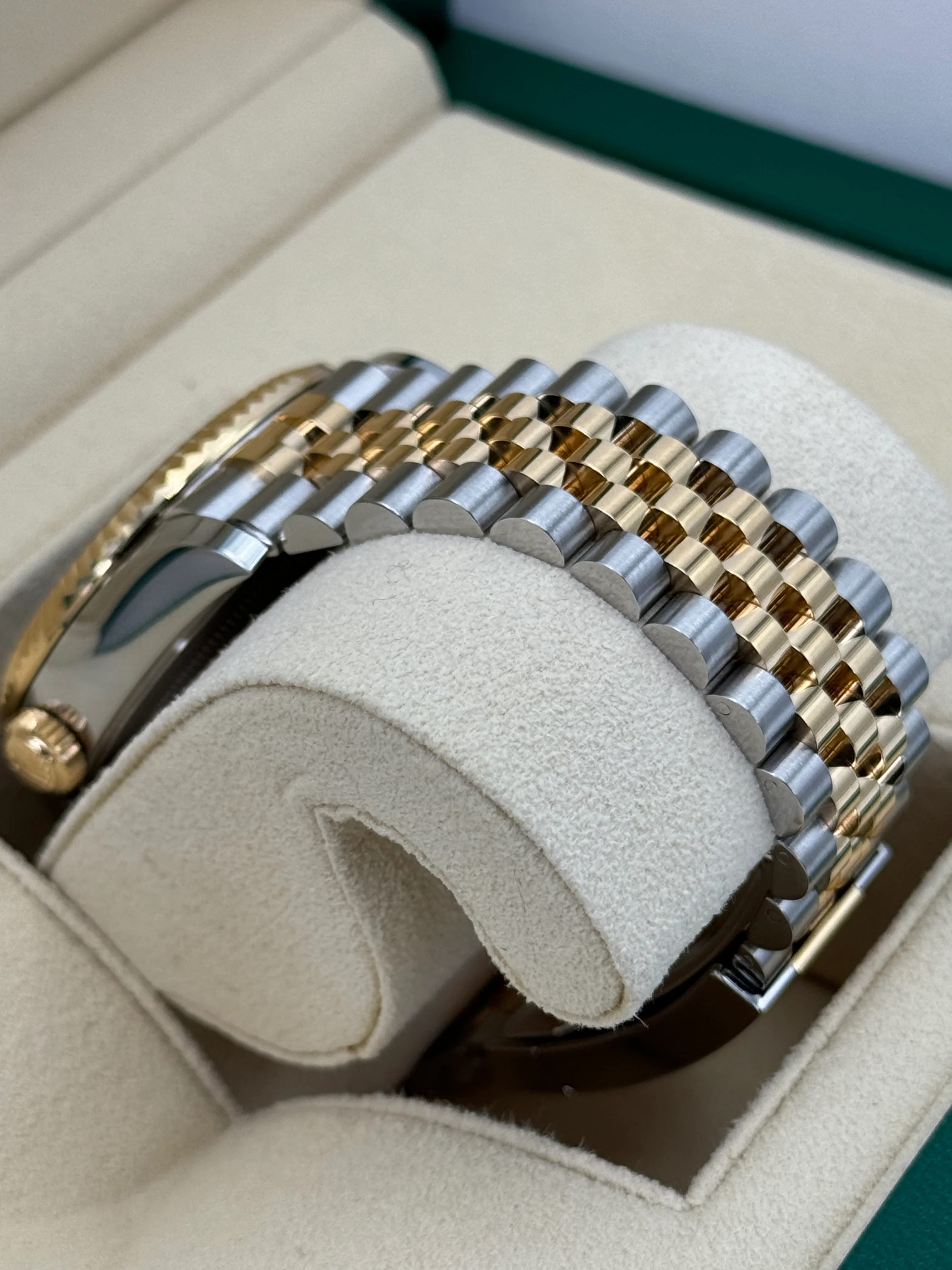 NEW 2024 Rolex Sky-Dweller 42mm 336933 Two-Tone Jubilee Black Dial - Image 8