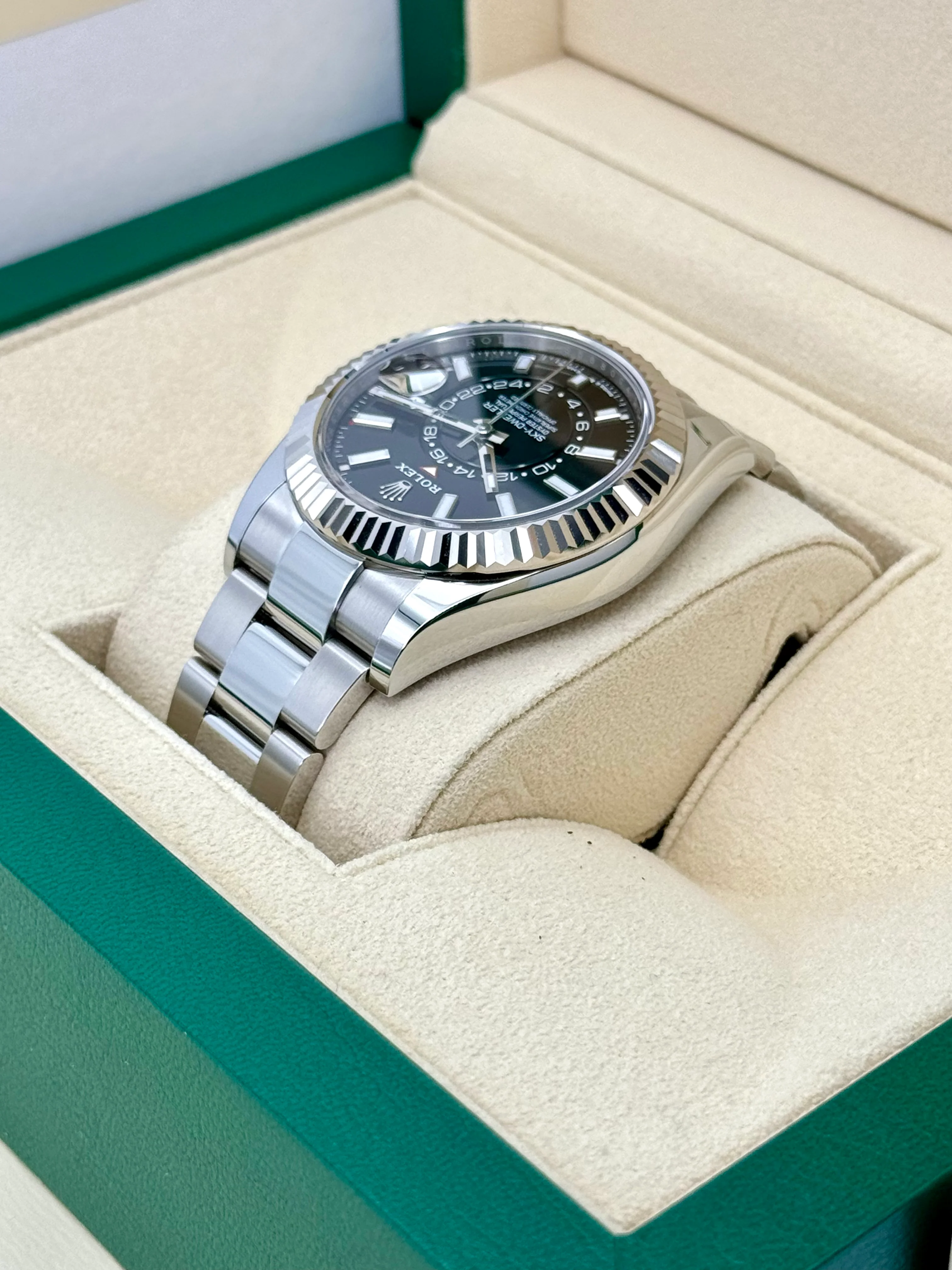 NEW 2025 Rolex Sky-Dweller 42mm 336934 Oyster Black Dial - Image 7