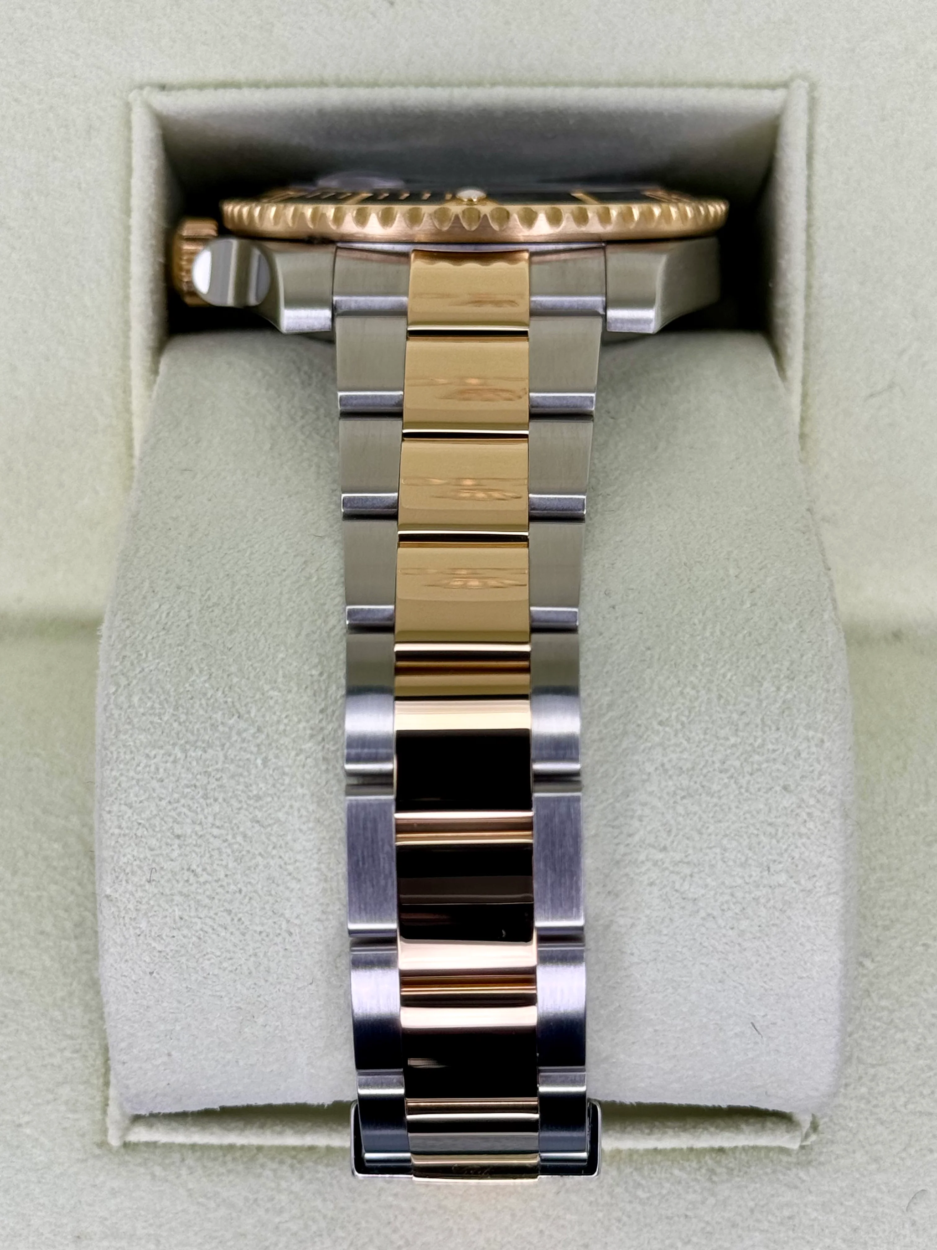 2015 Rolex Submariner 40mm 116613N Two-Tone Black Serti Diamond Dial - Image 4