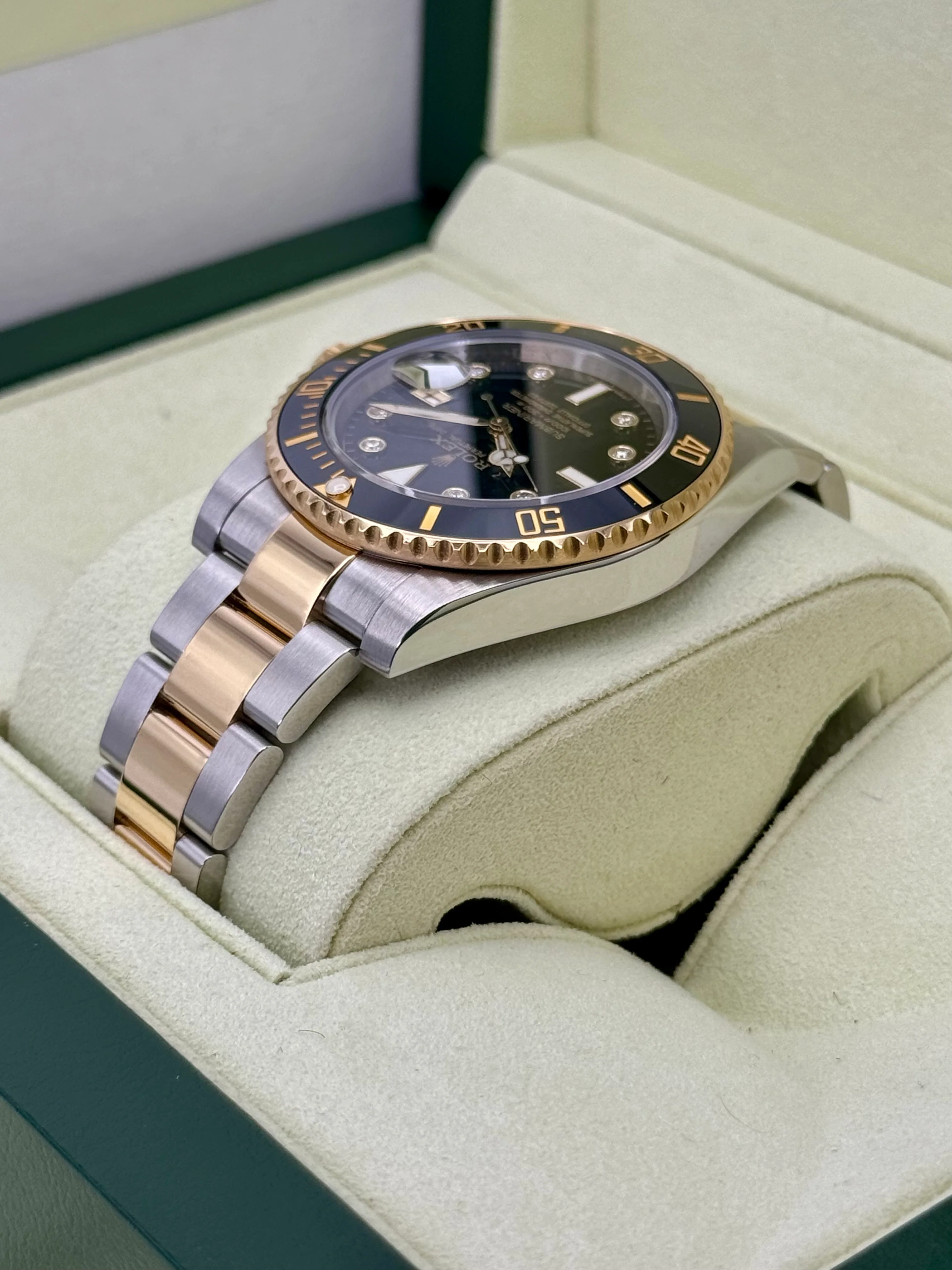 2015 Rolex Submariner 40mm 116613N Two-Tone Black Serti Diamond Dial - Image 7