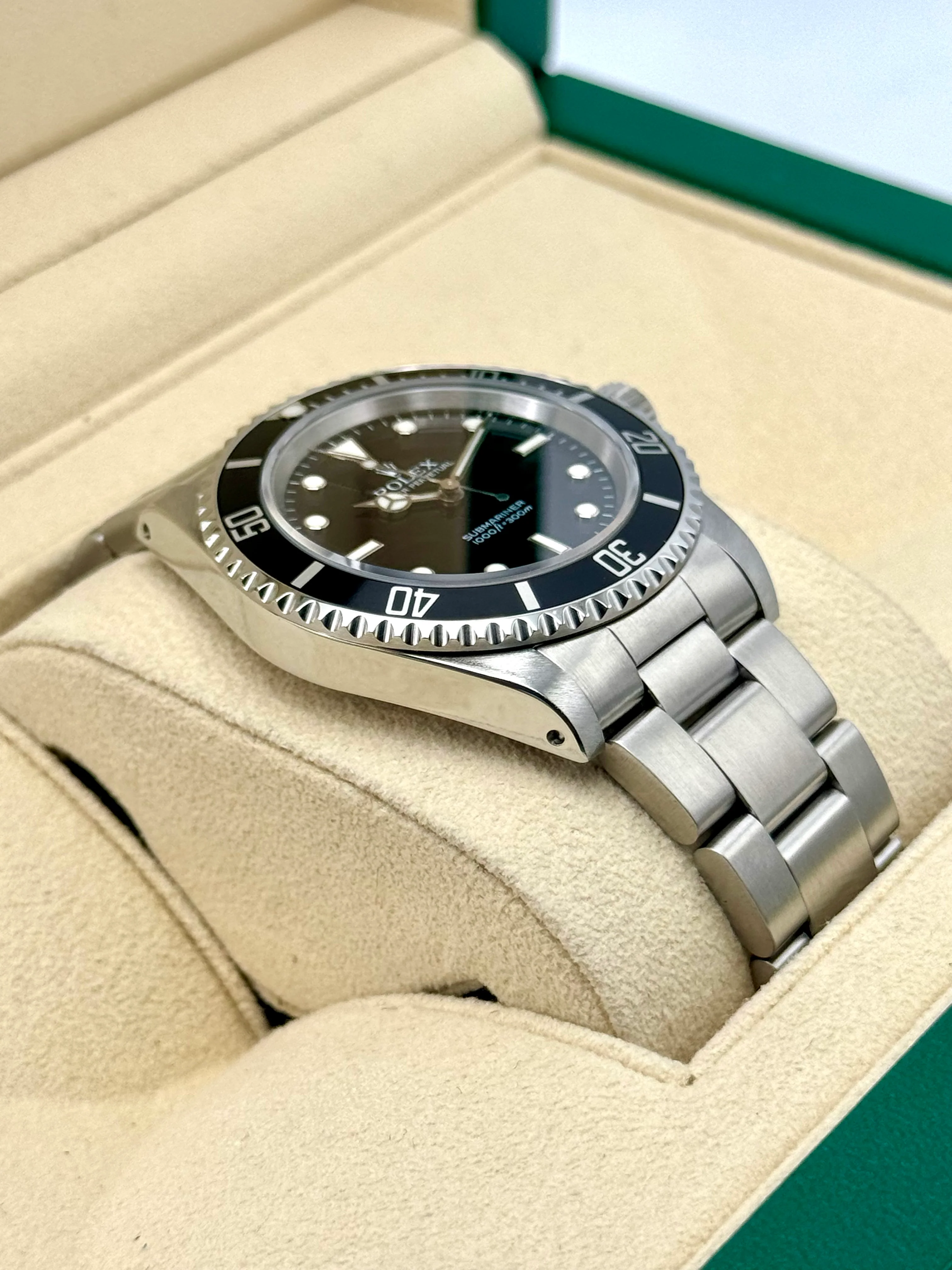 1995 Rolex Submariner 40mm 14060 Stainless Steel Black Dial - Image 6