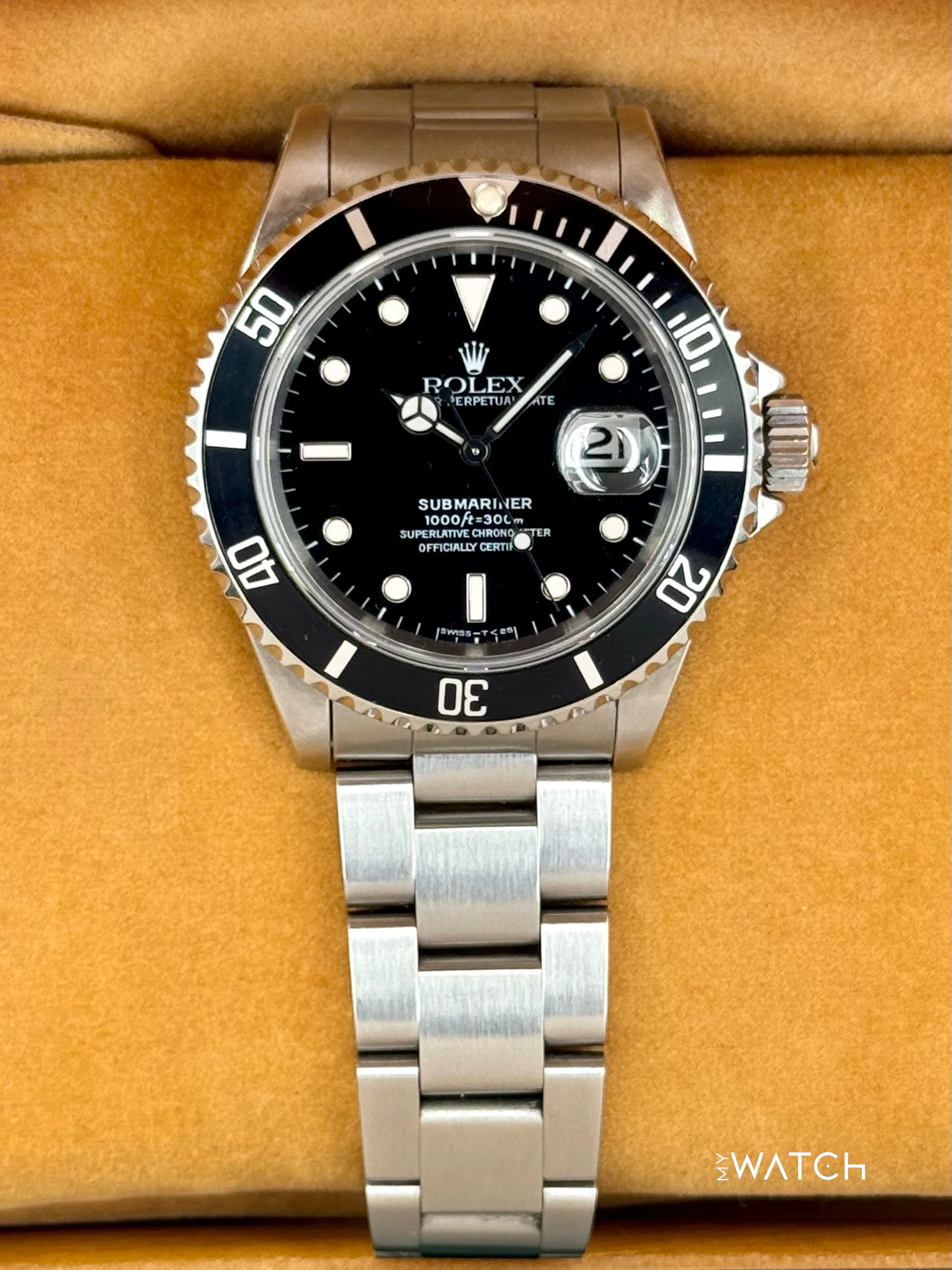 1993 Rolex Submariner 40mm 16610 Stainless Steel Black Dial - Image 3