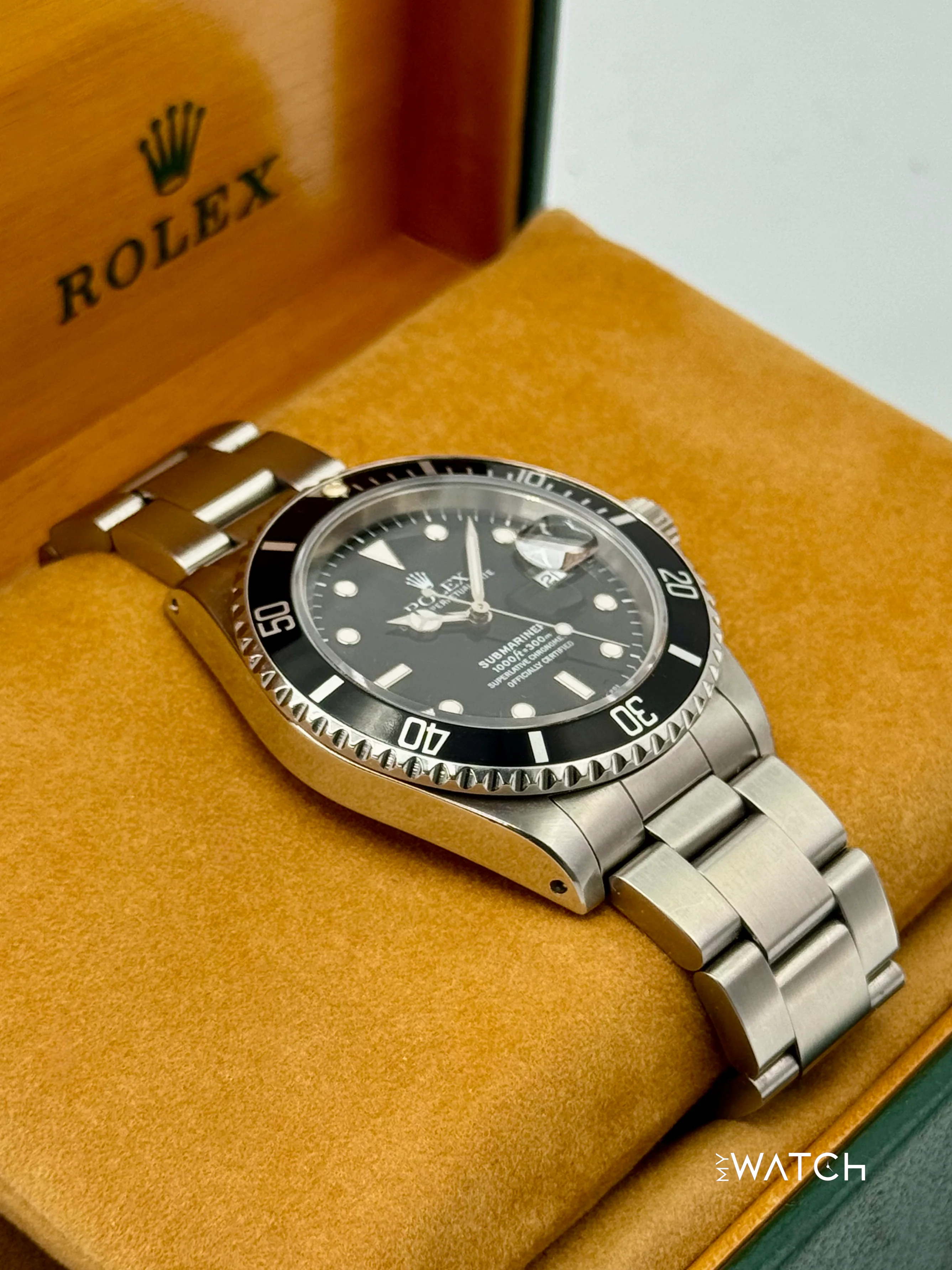1993 Rolex Submariner 40mm 16610 Stainless Steel Black Dial - Image 6