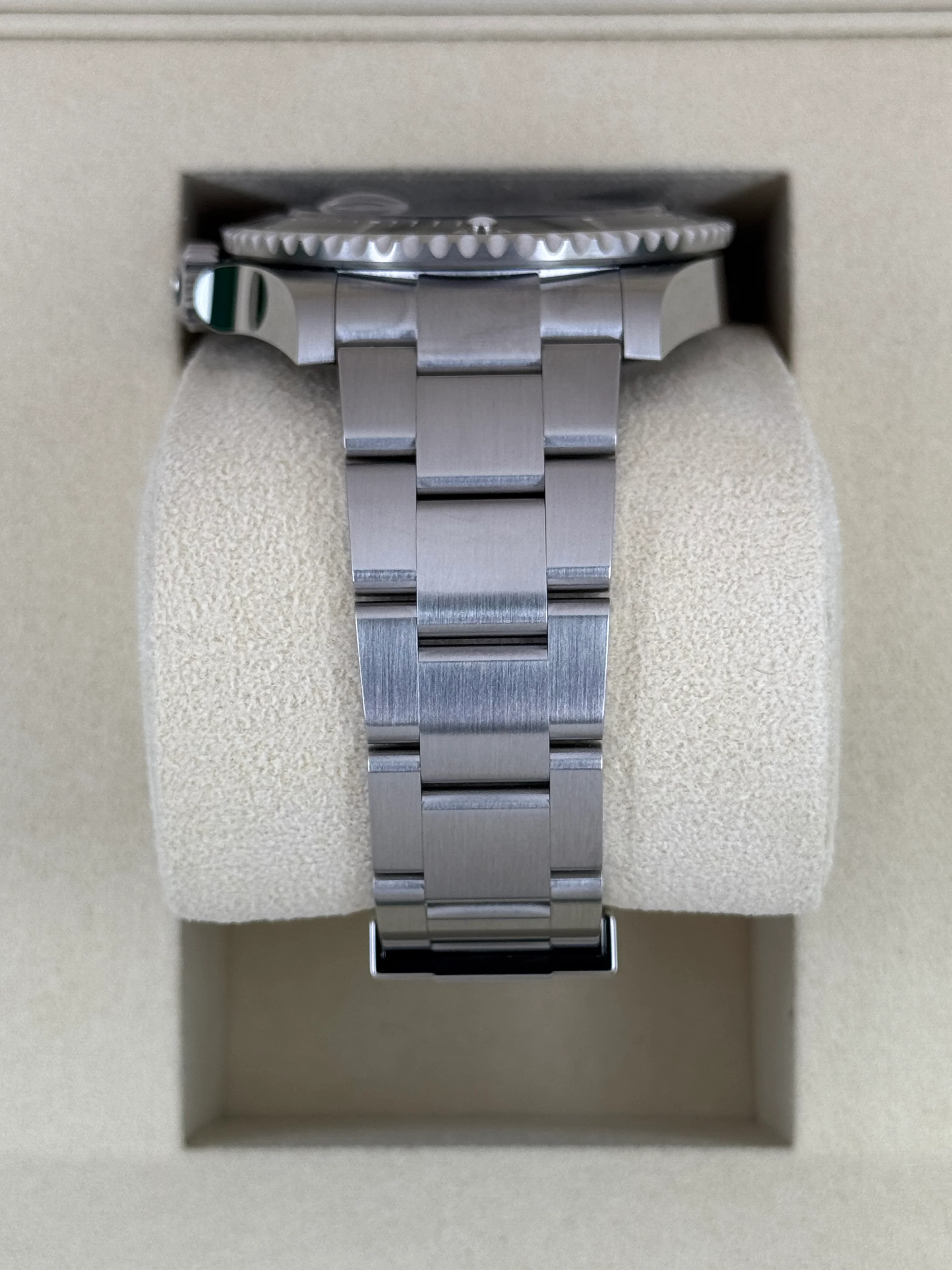 NEW 2025 Rolex Submariner 41mm 126610LN Stainless Steel Black Dial - Image 4