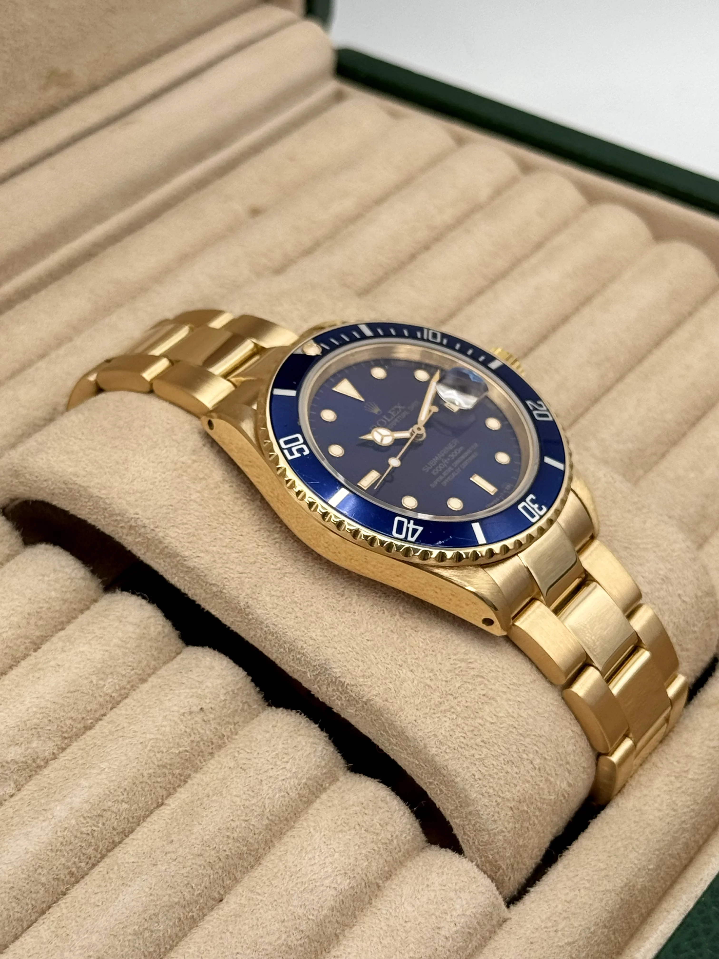 1987 Rolex Submariner "Bluesy" 40mm 16808 Yellow Gold Blue Dial - Image 6