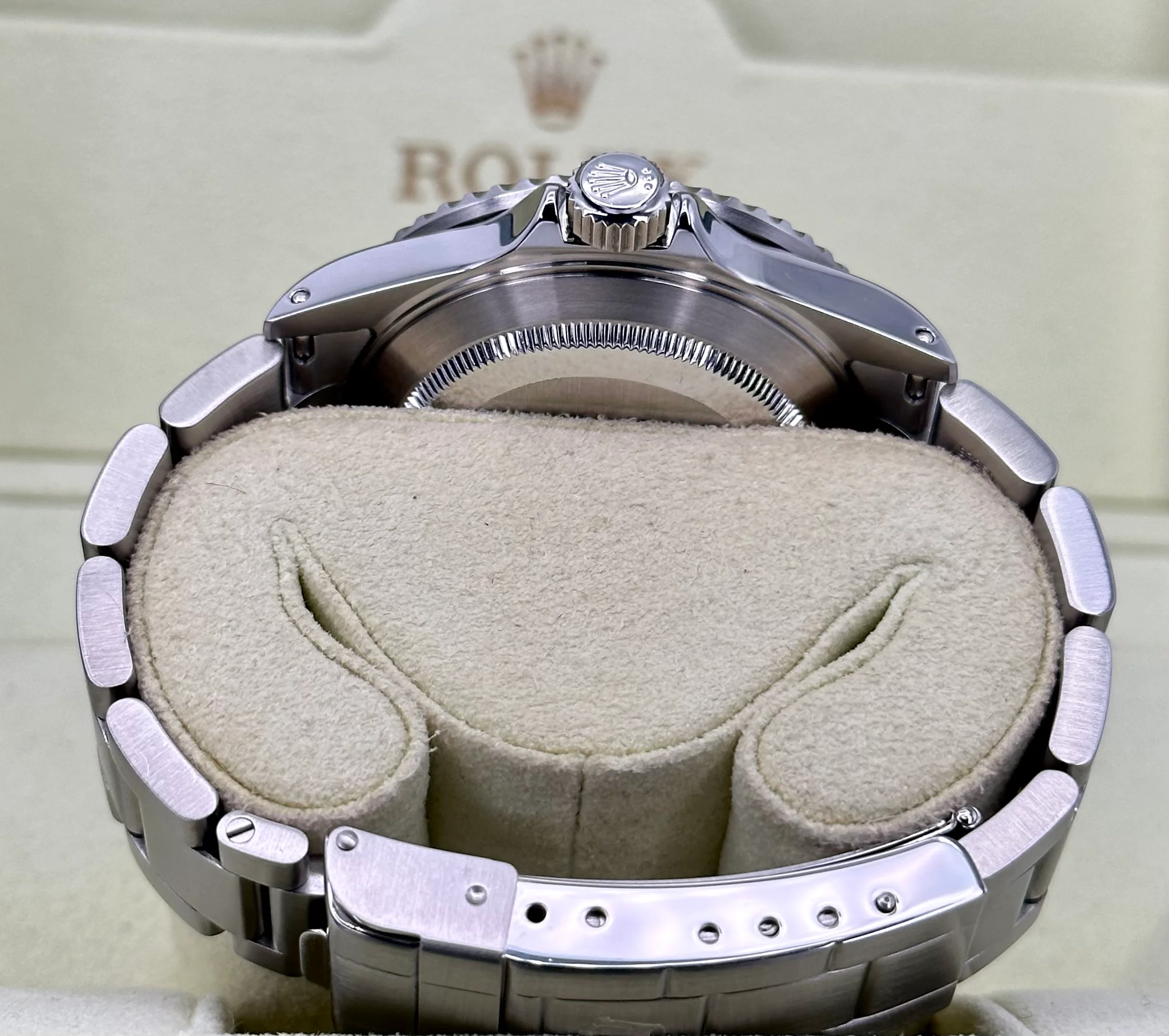 2002 Rolex Submariner Date 40mm 16610 Stainless Steel Black Dial - Image 9