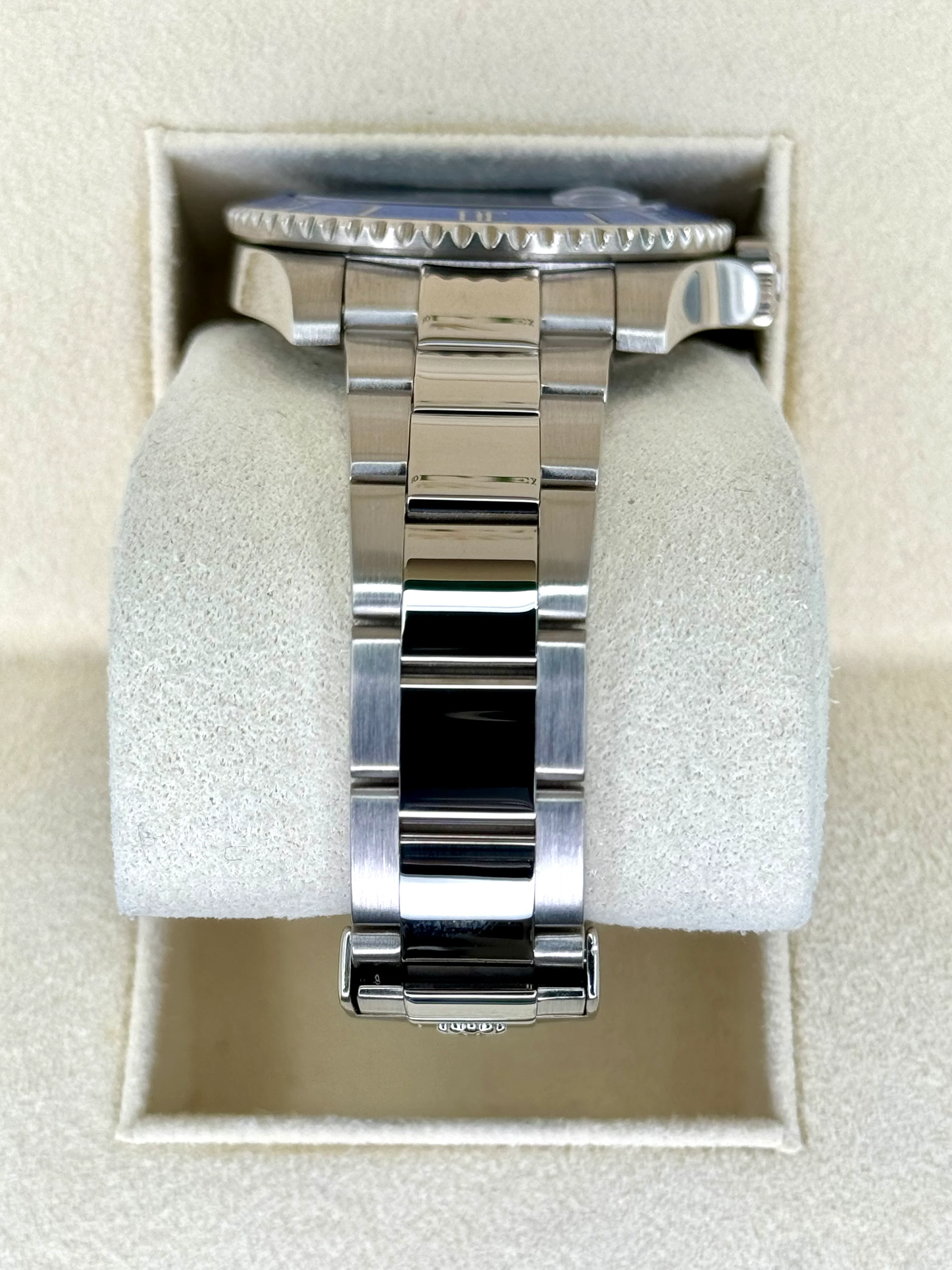 Rolex Submariner "Smurf" 40mm 116619LB White Gold Blue Dial - Image 3
