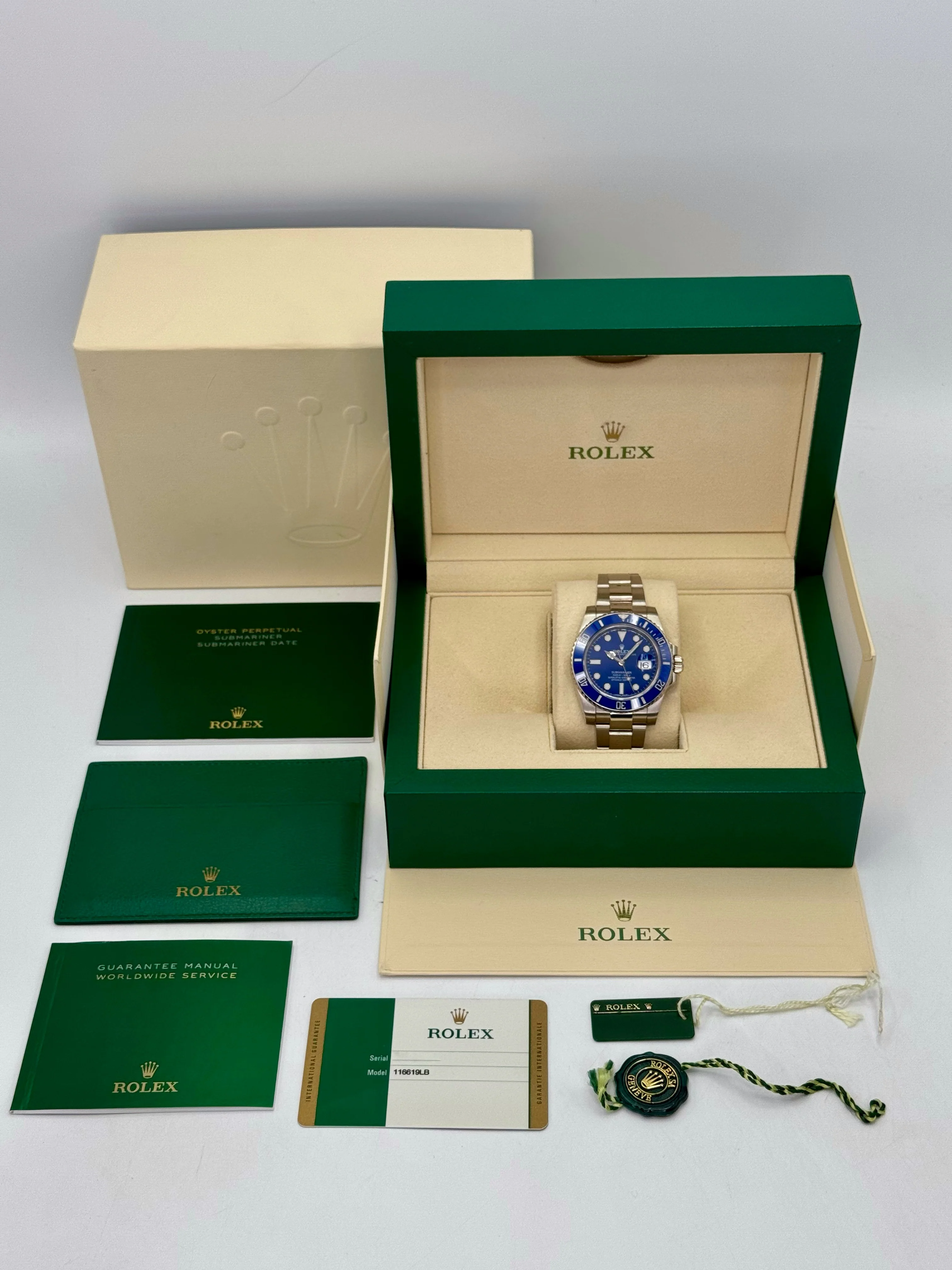 2017 Rolex Submariner "Smurf" 40mm 116619LB White Gold Blue Dial - Image 10