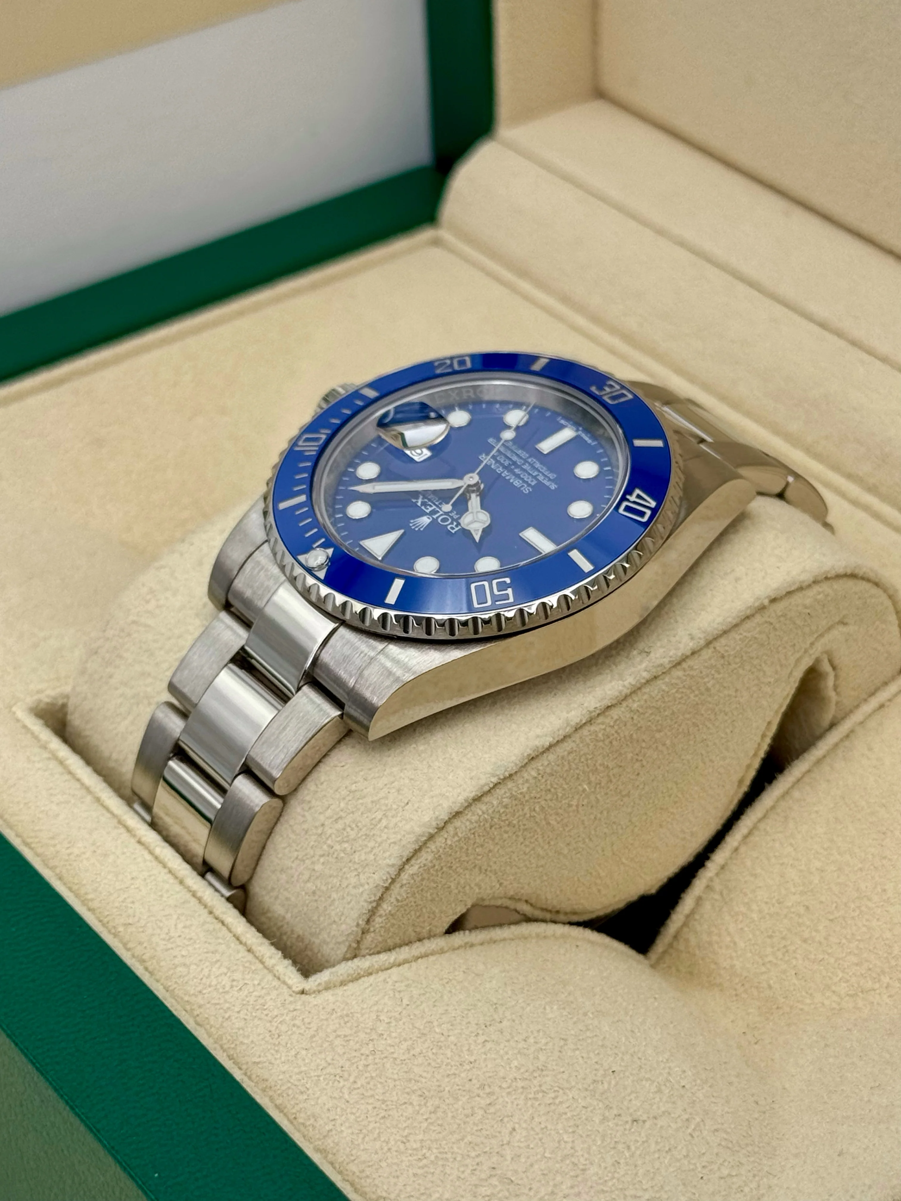 2017 Rolex Submariner "Smurf" 40mm 116619LB White Gold Blue Dial - Image 7
