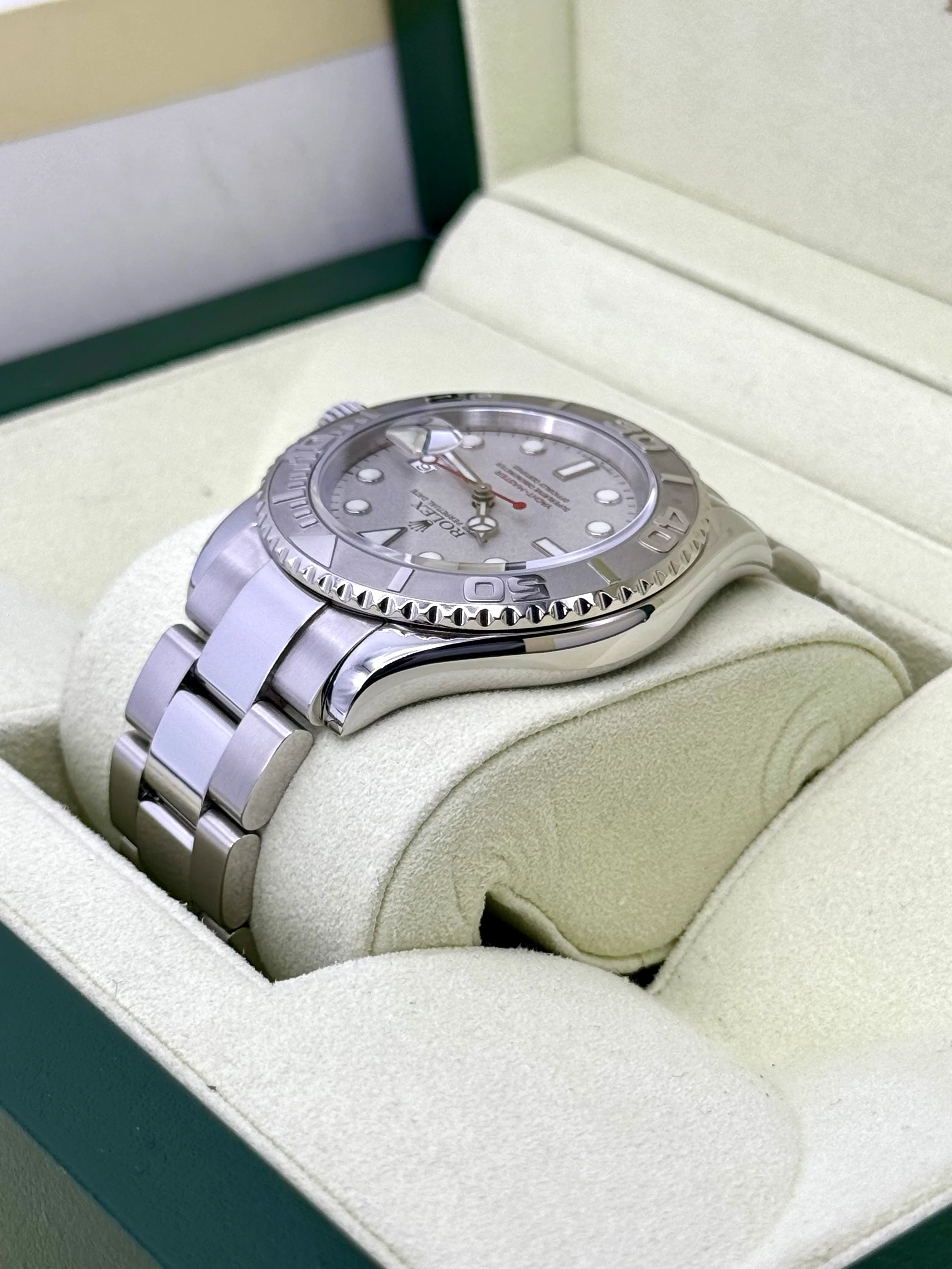 Rolex Yacht-Master 40mm 16622 Platinum Bezel and Dial - Image 7