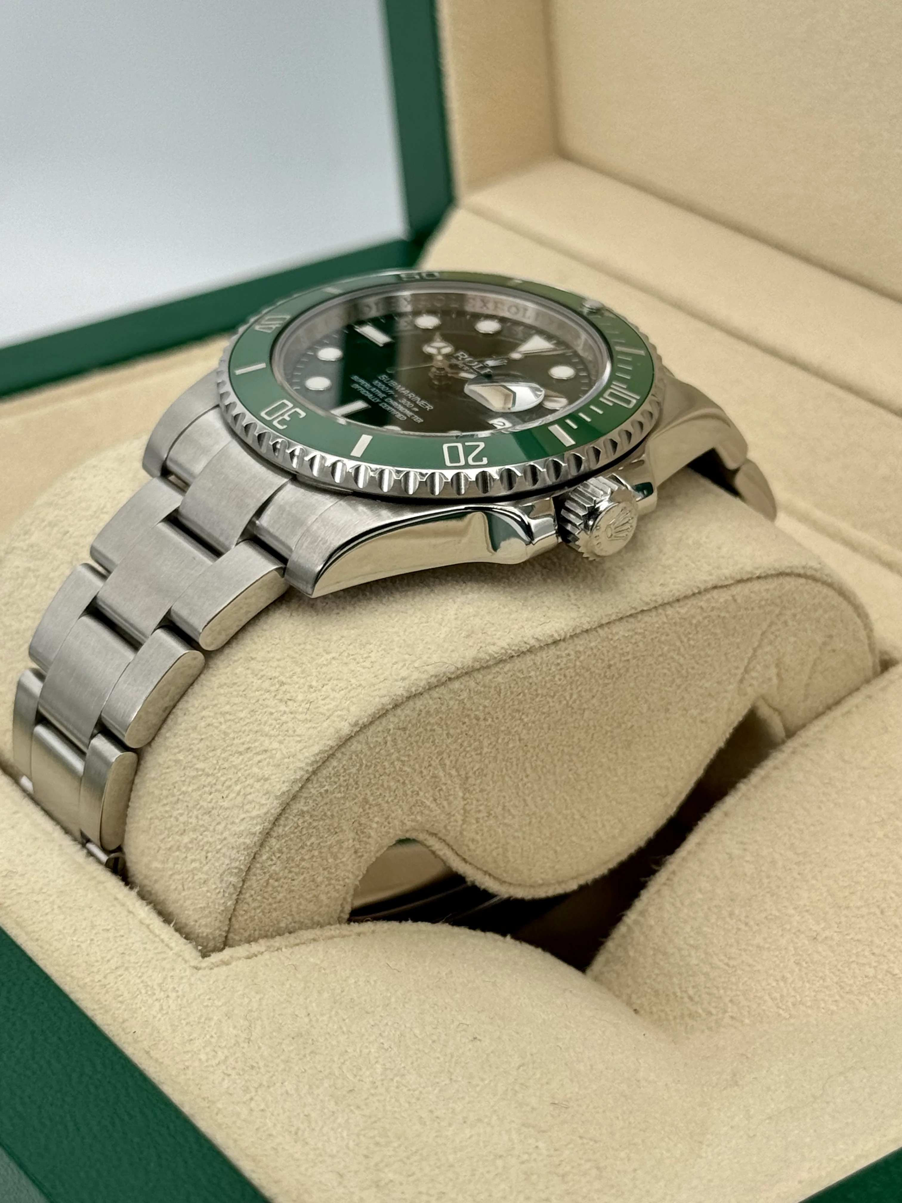 Submariner "Hulk" 40mm 116610LV Green Dial - Image 6