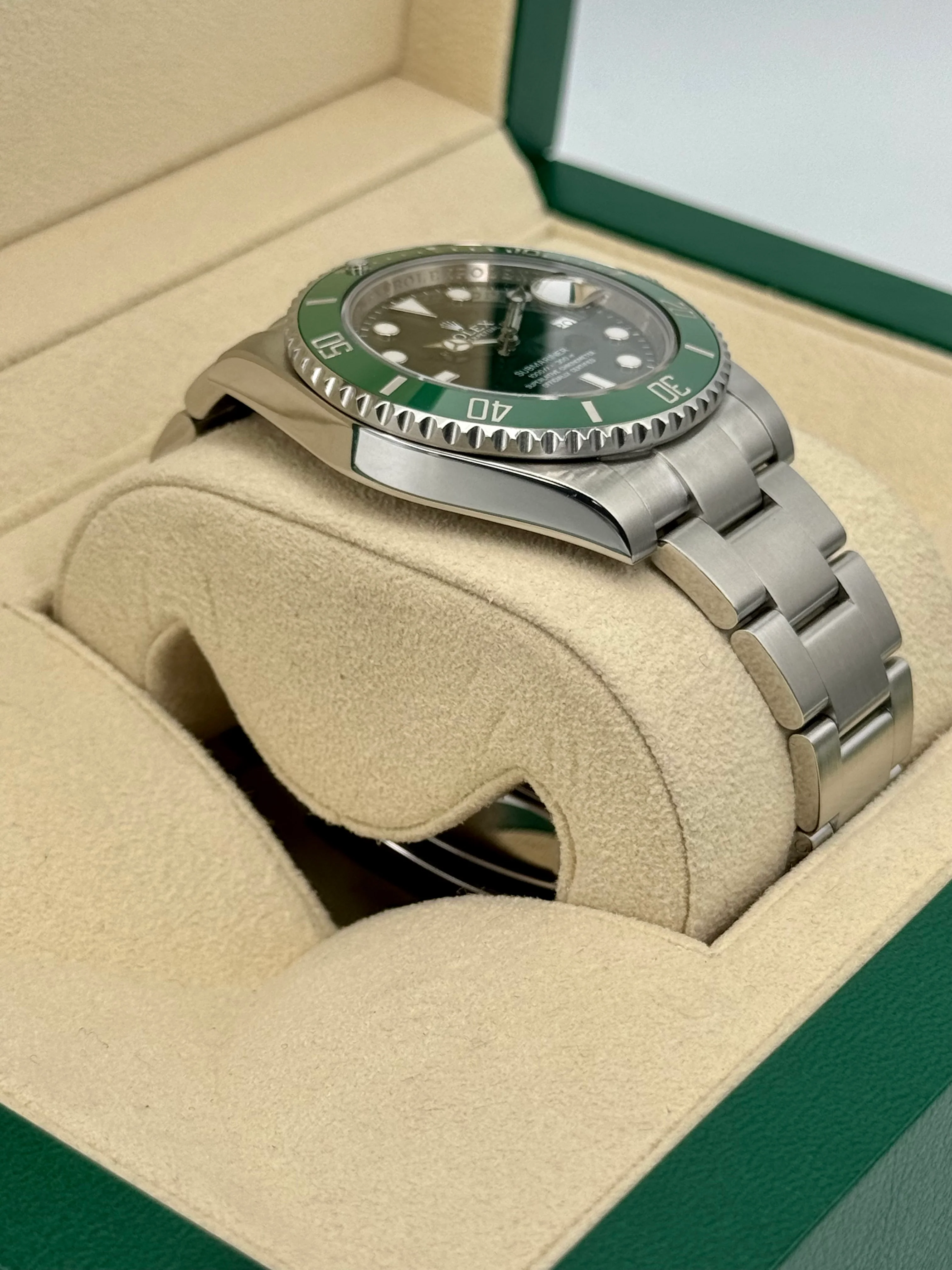 Submariner "Hulk" 40mm 116610LV Green Dial - Image 7