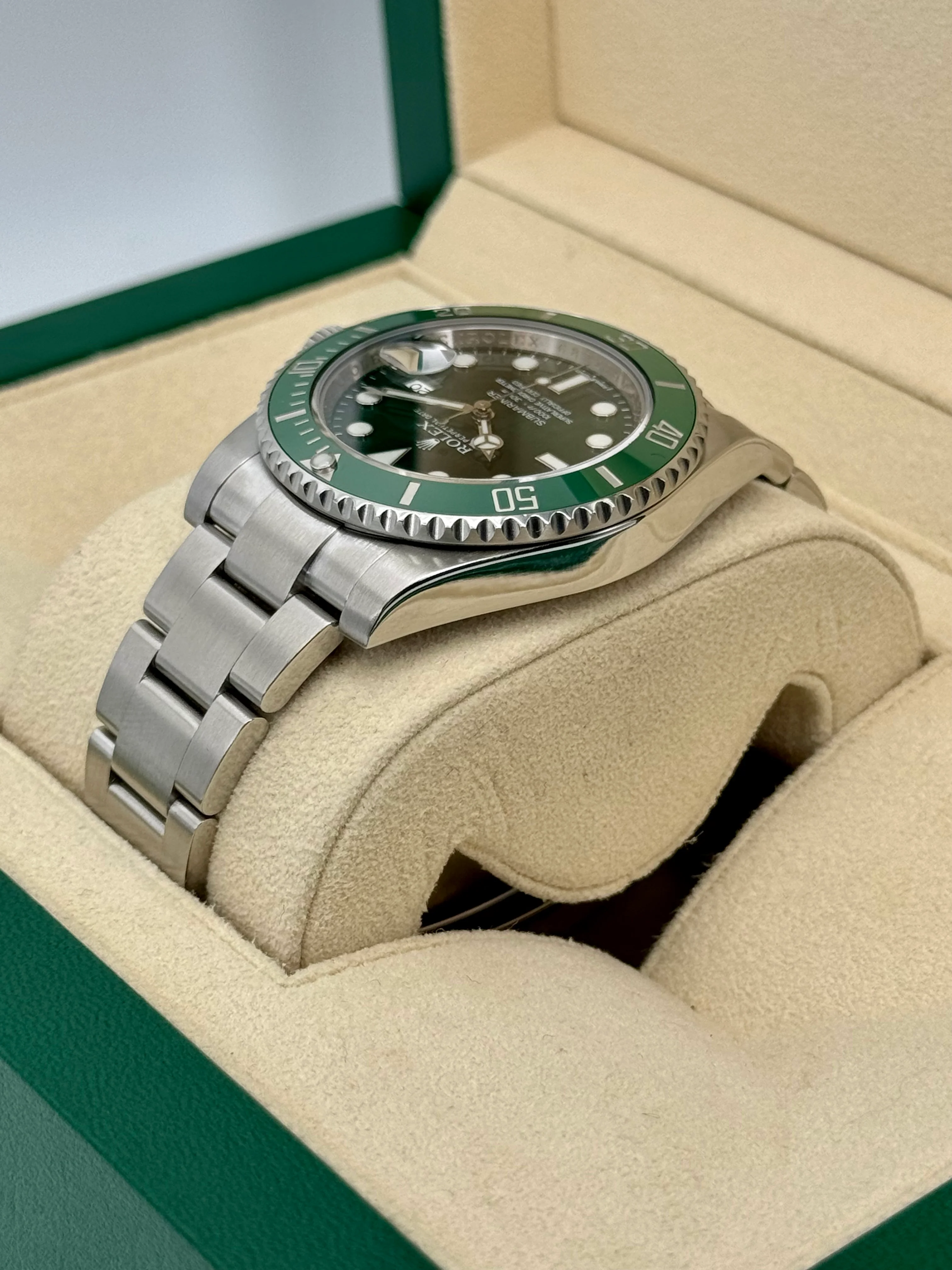 Submariner "Hulk" 40mm 116610LV Green Dial - Image 8