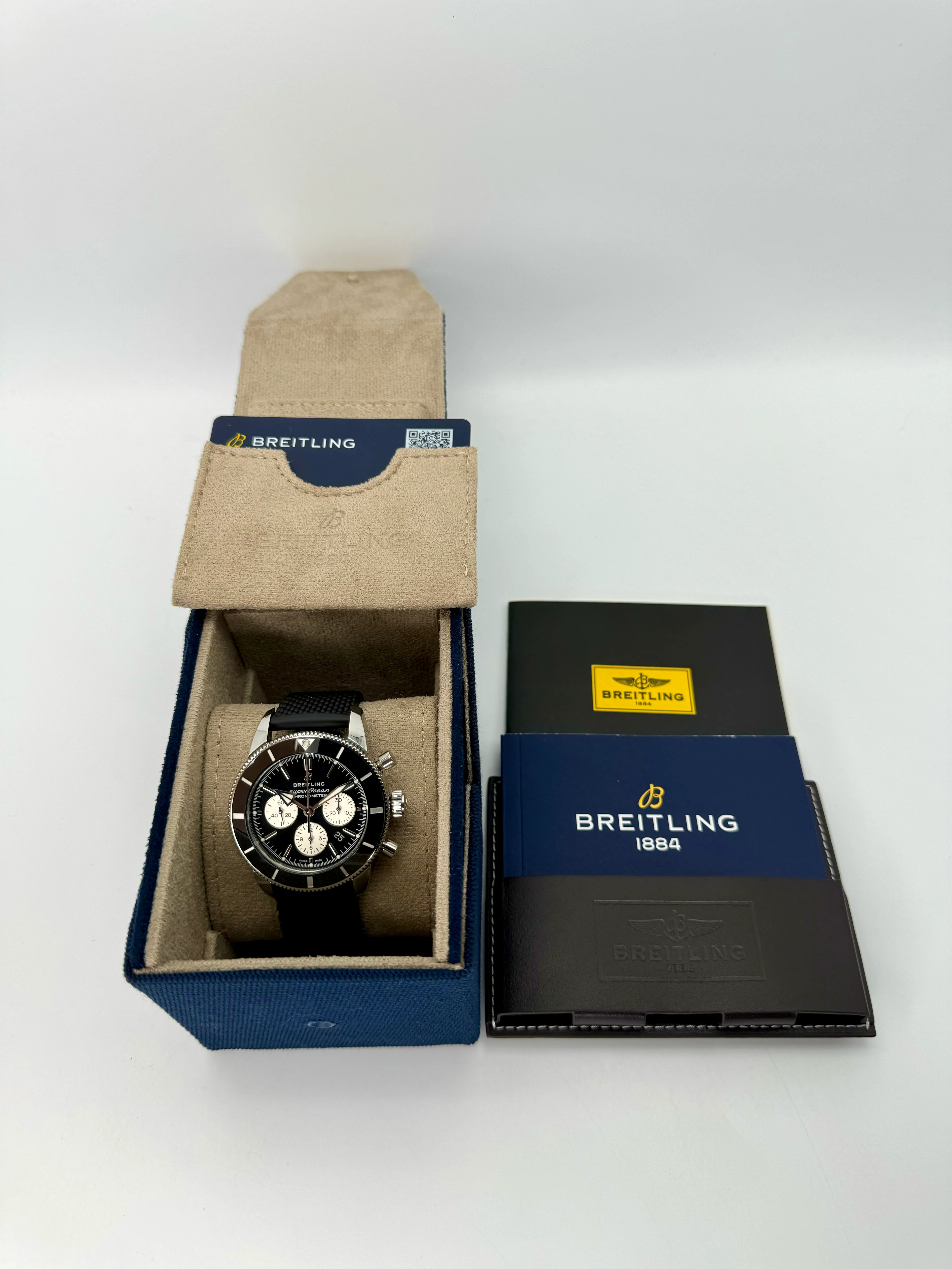 Superocean Heritage B01 44mm  AB0162121B1A1 Chronograph - Image 12