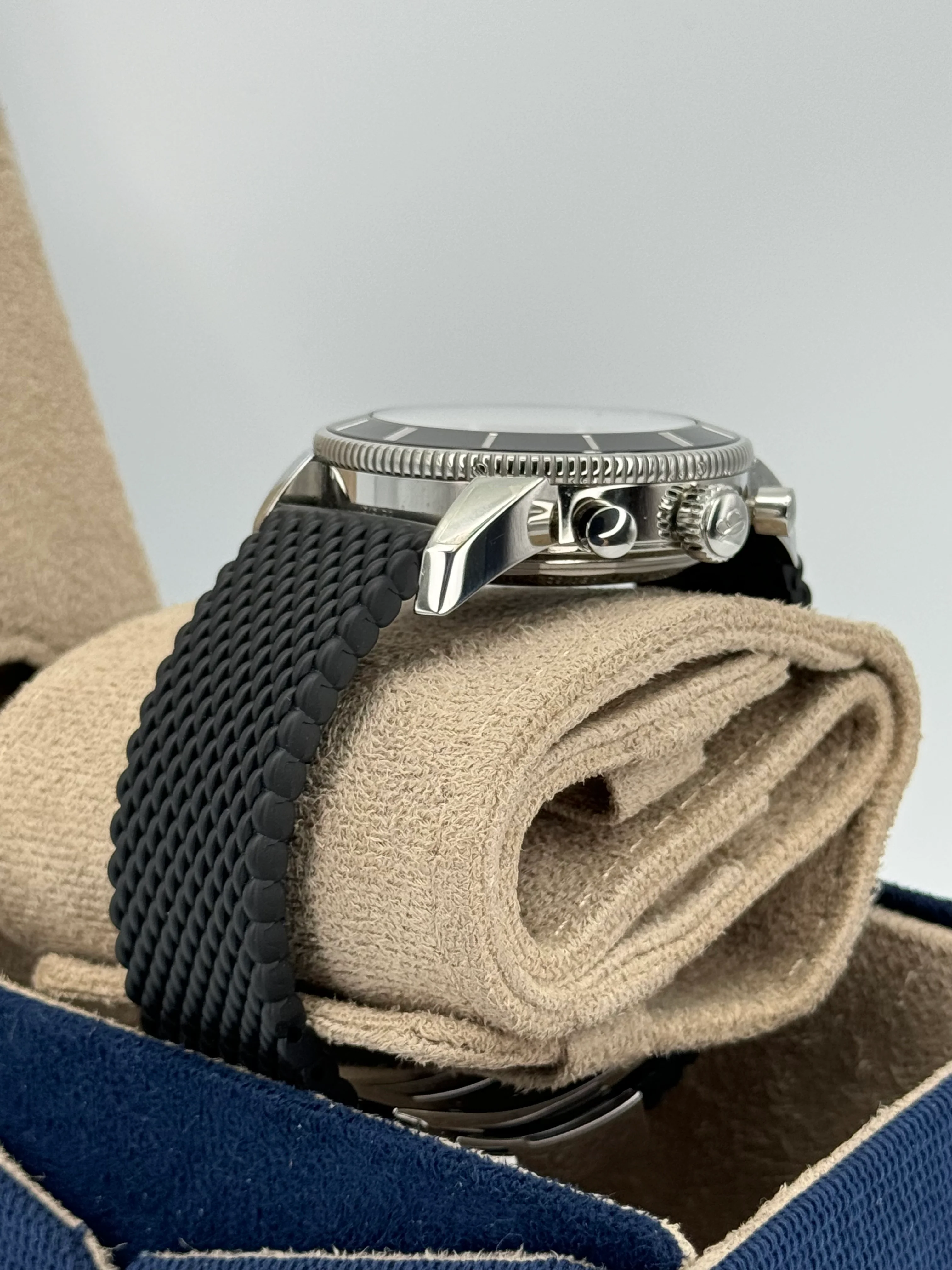 Superocean Heritage B01 44mm  AB0162121B1A1 Chronograph - Image 5