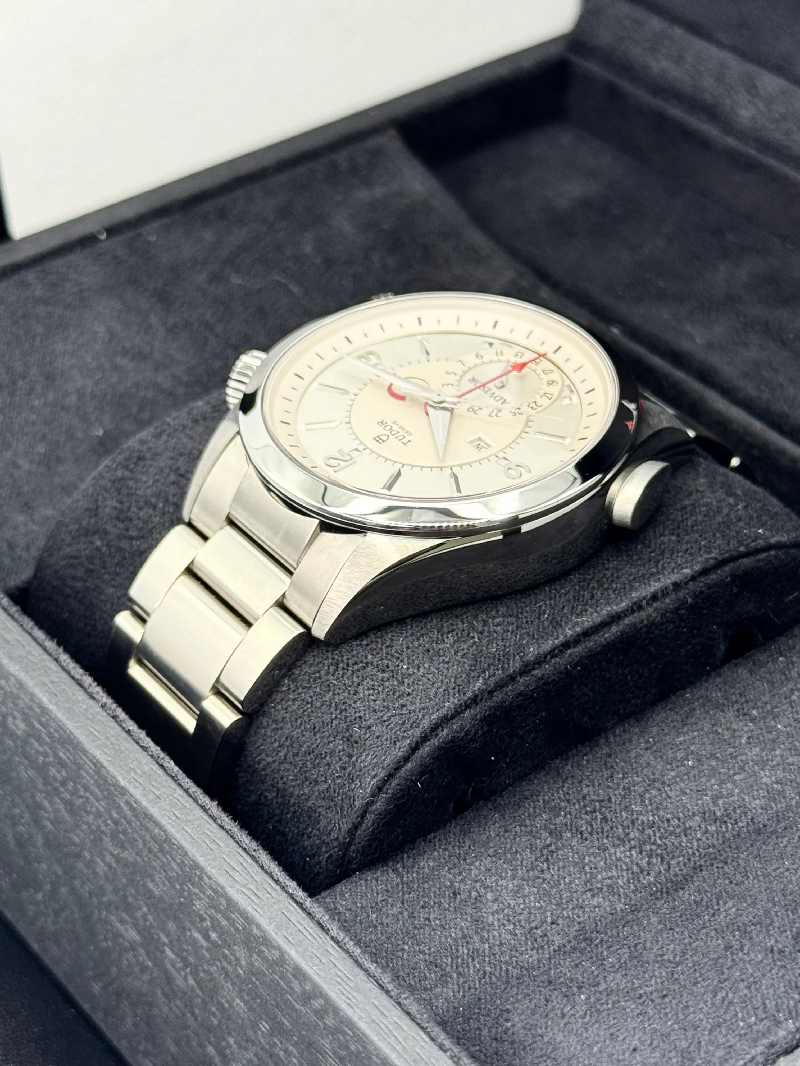 Tudor Heritage Advisor 42mm 79620T Stainless Steel White Dial - Image 7