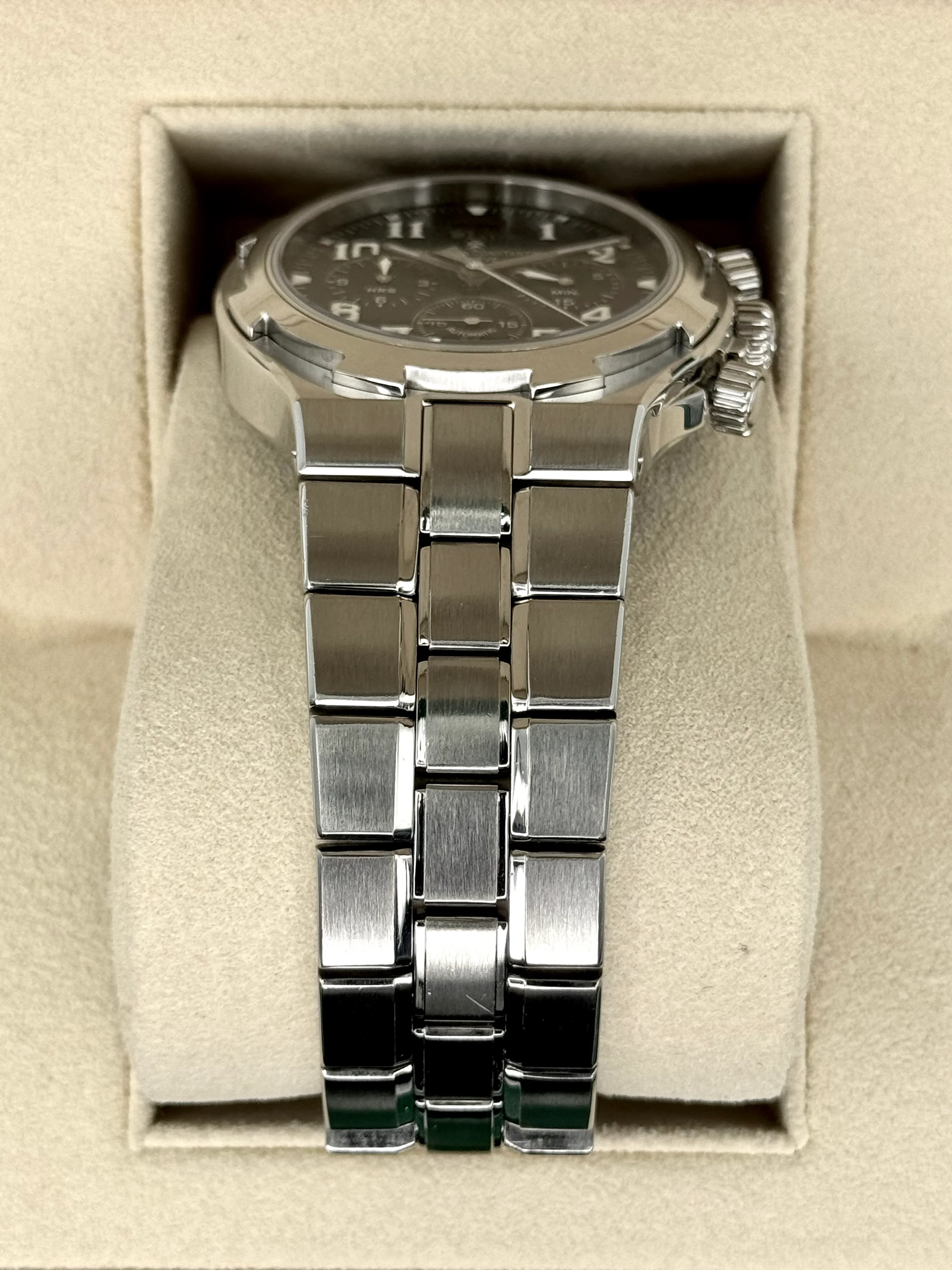 Vacheron Constantin Overseas Chrono 40mm 49140/423A-8886 Black Dial - Image 3